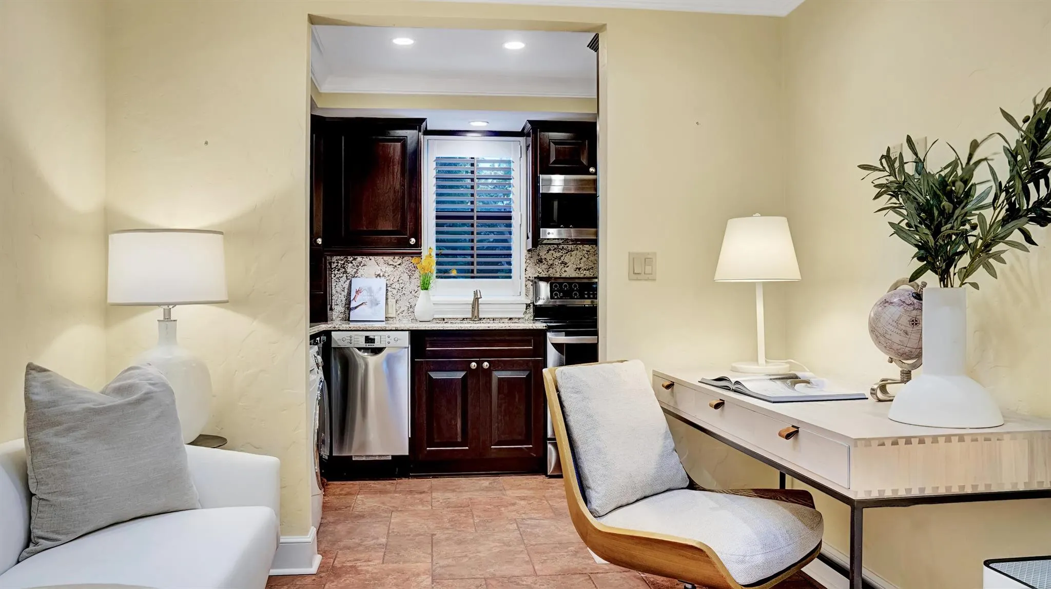 225 Pershing Way