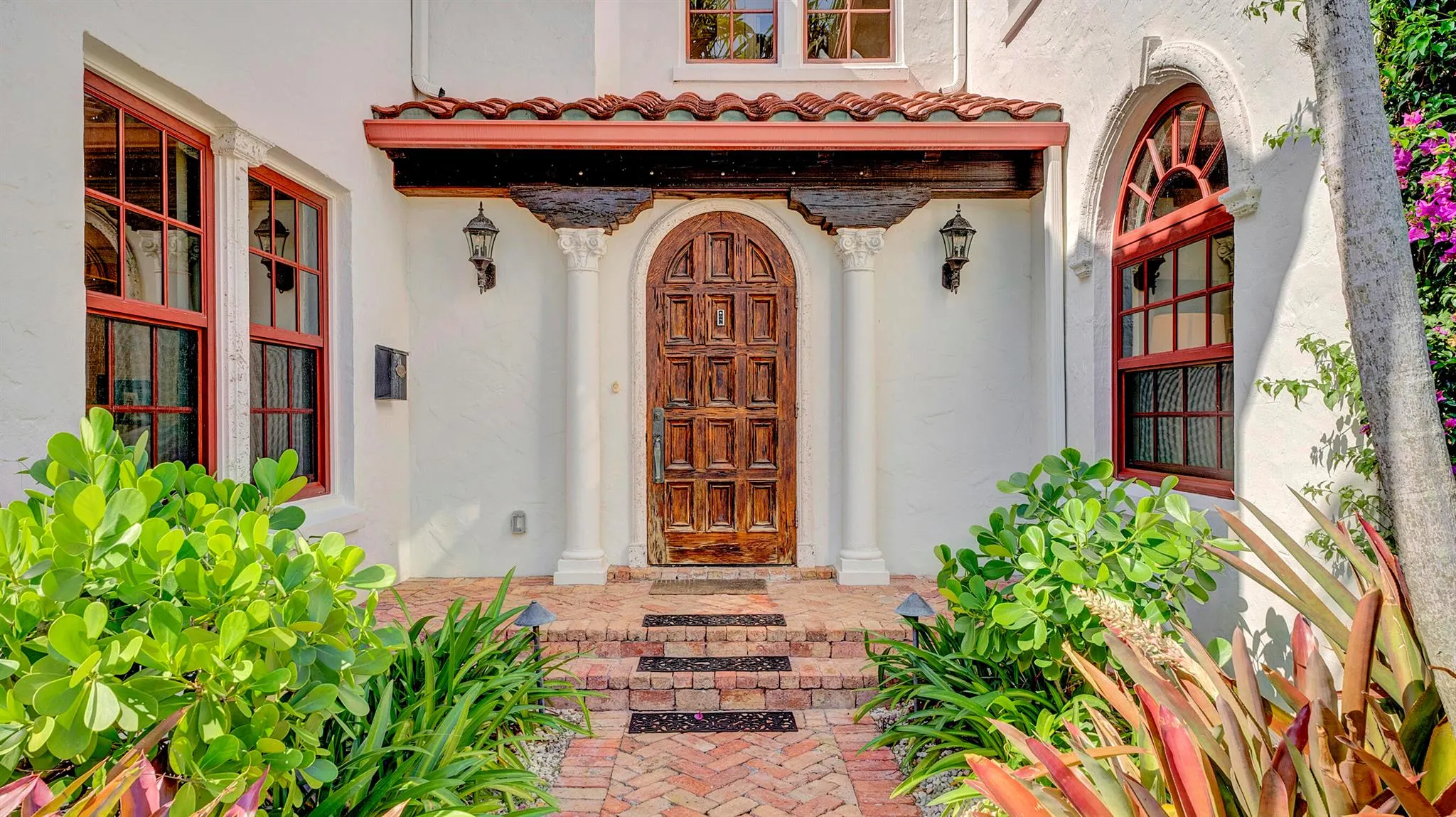 225 Pershing Way