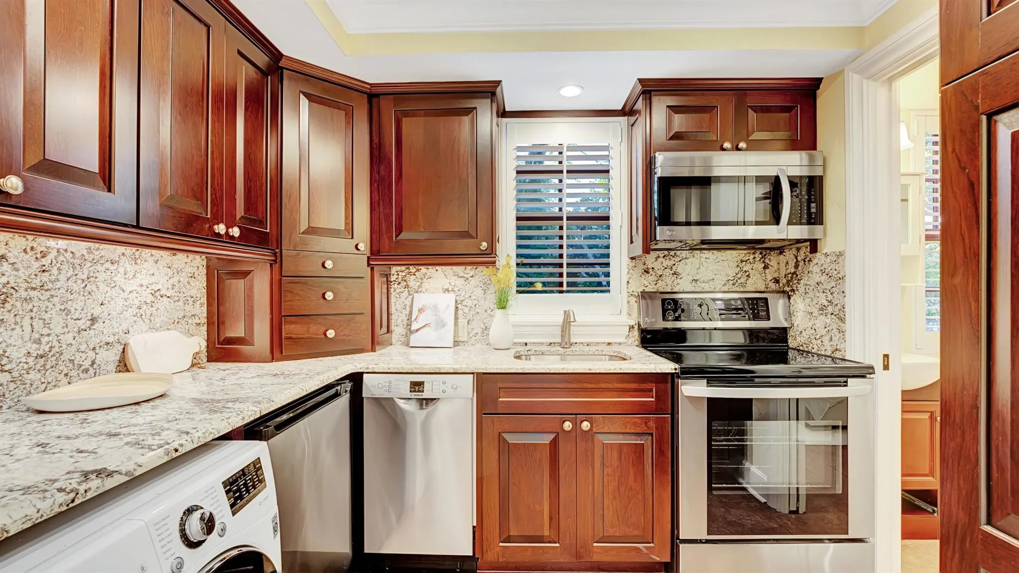 225 Pershing Way