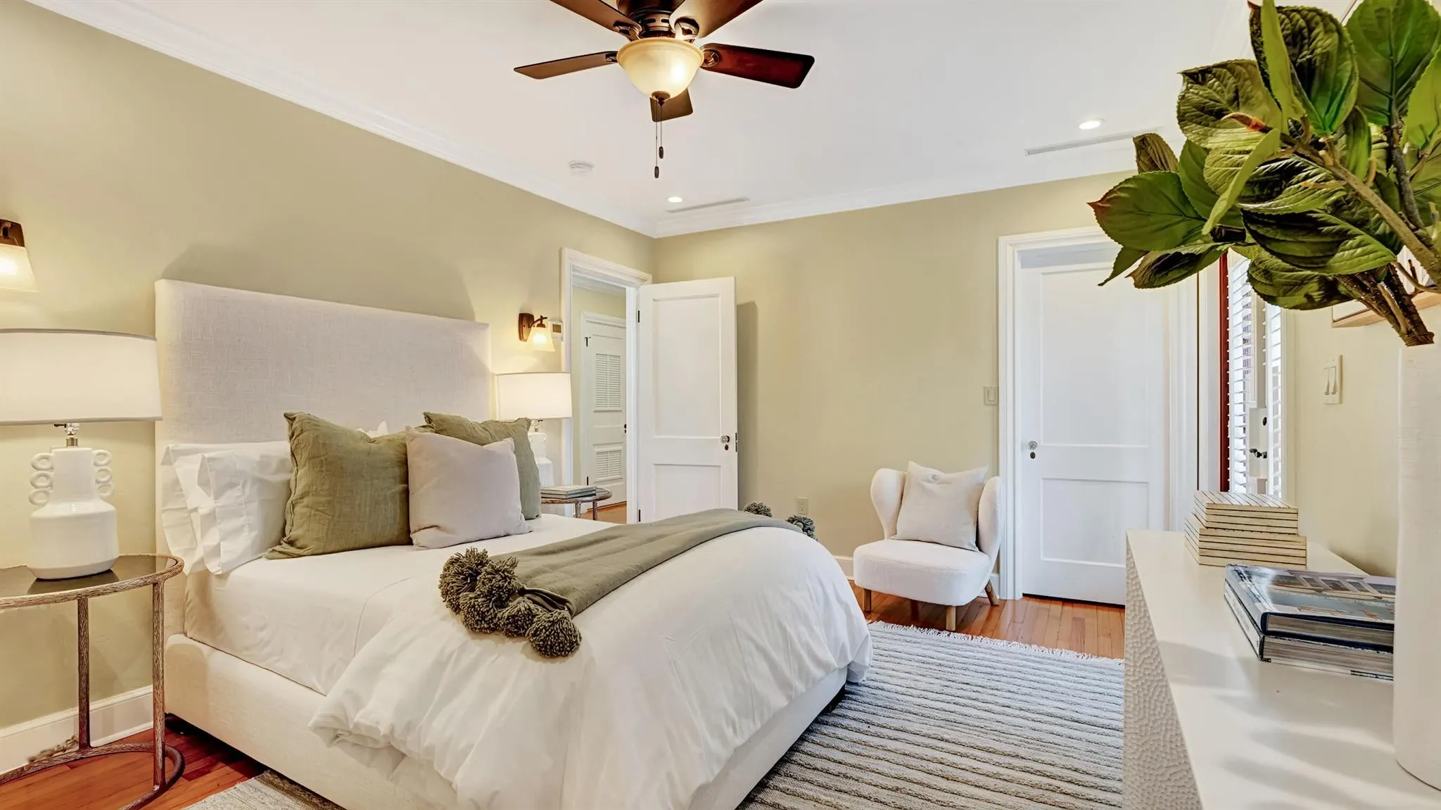 225 Pershing Way