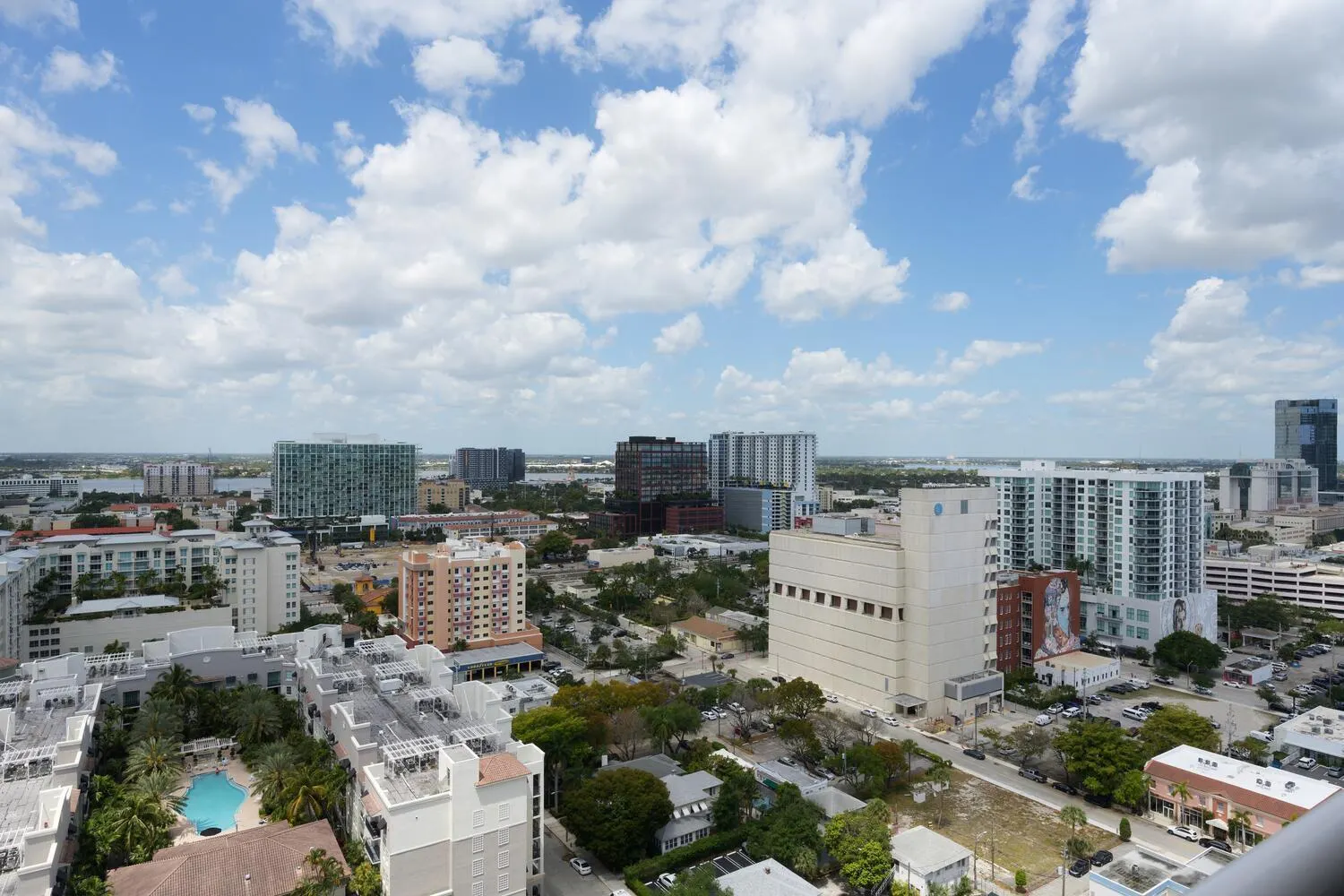 529 S Flagler Drive, #25f