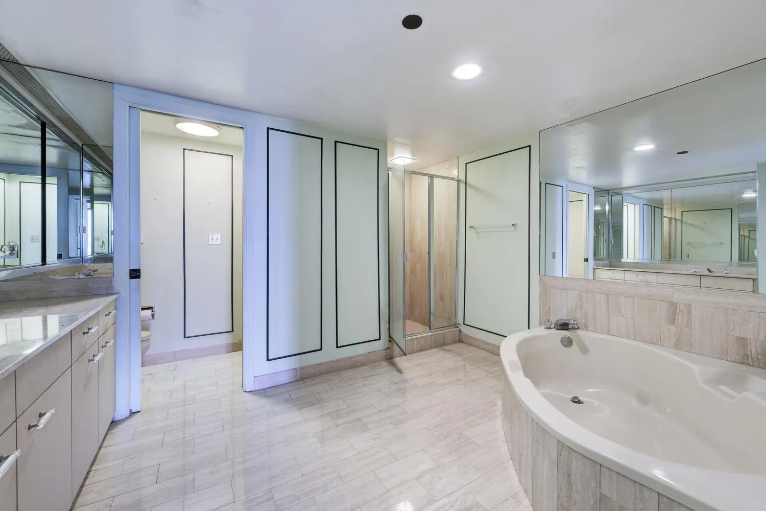 529 S Flagler Drive, #25f