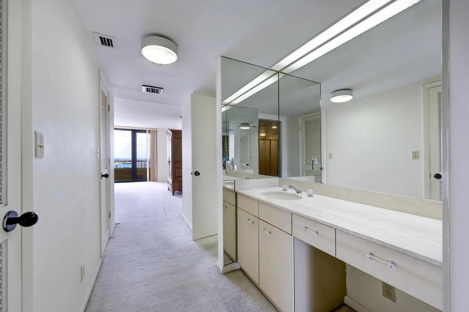 529 S Flagler Drive, #25f