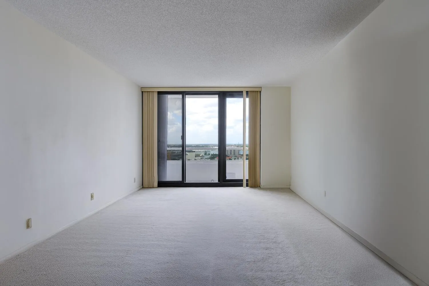 529 S Flagler Drive, #25f