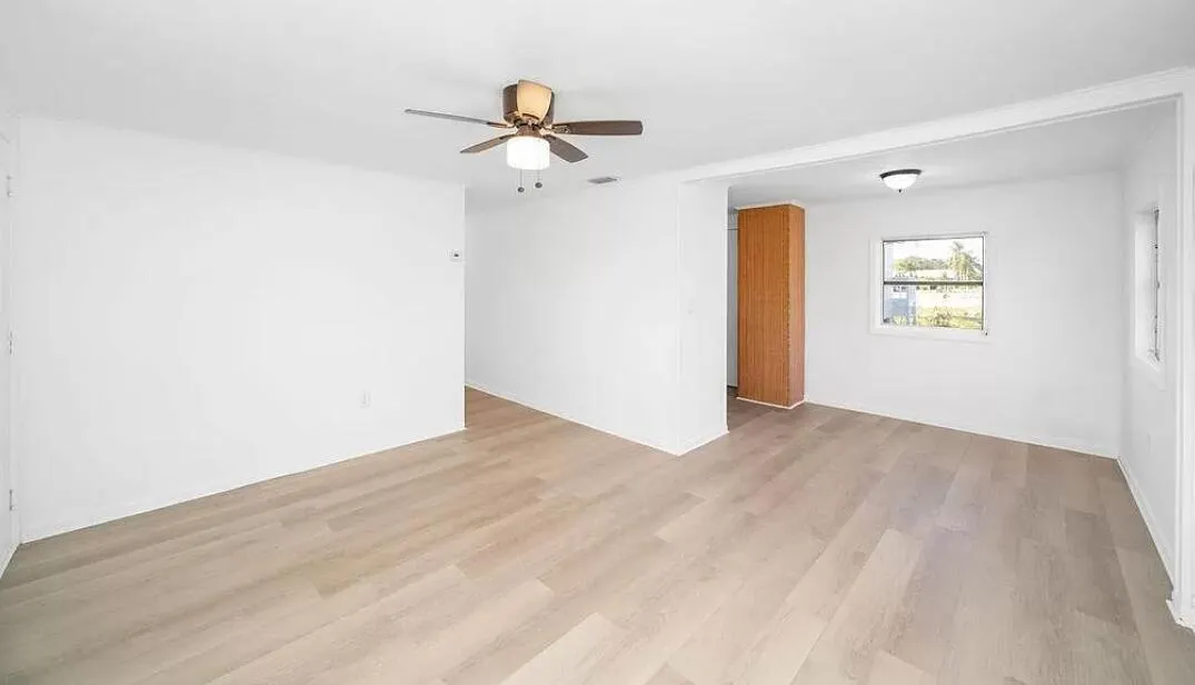 1520 Hunter Road