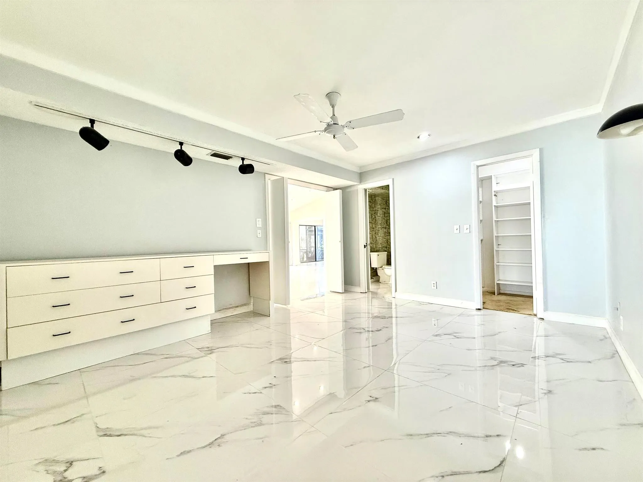 5670 Piping Rock Drive