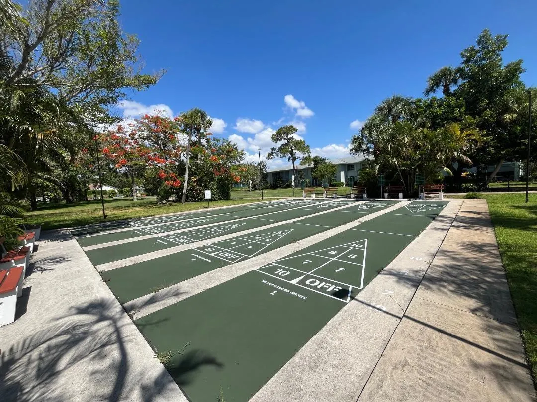 2360 SW 22nd Avenue, #418