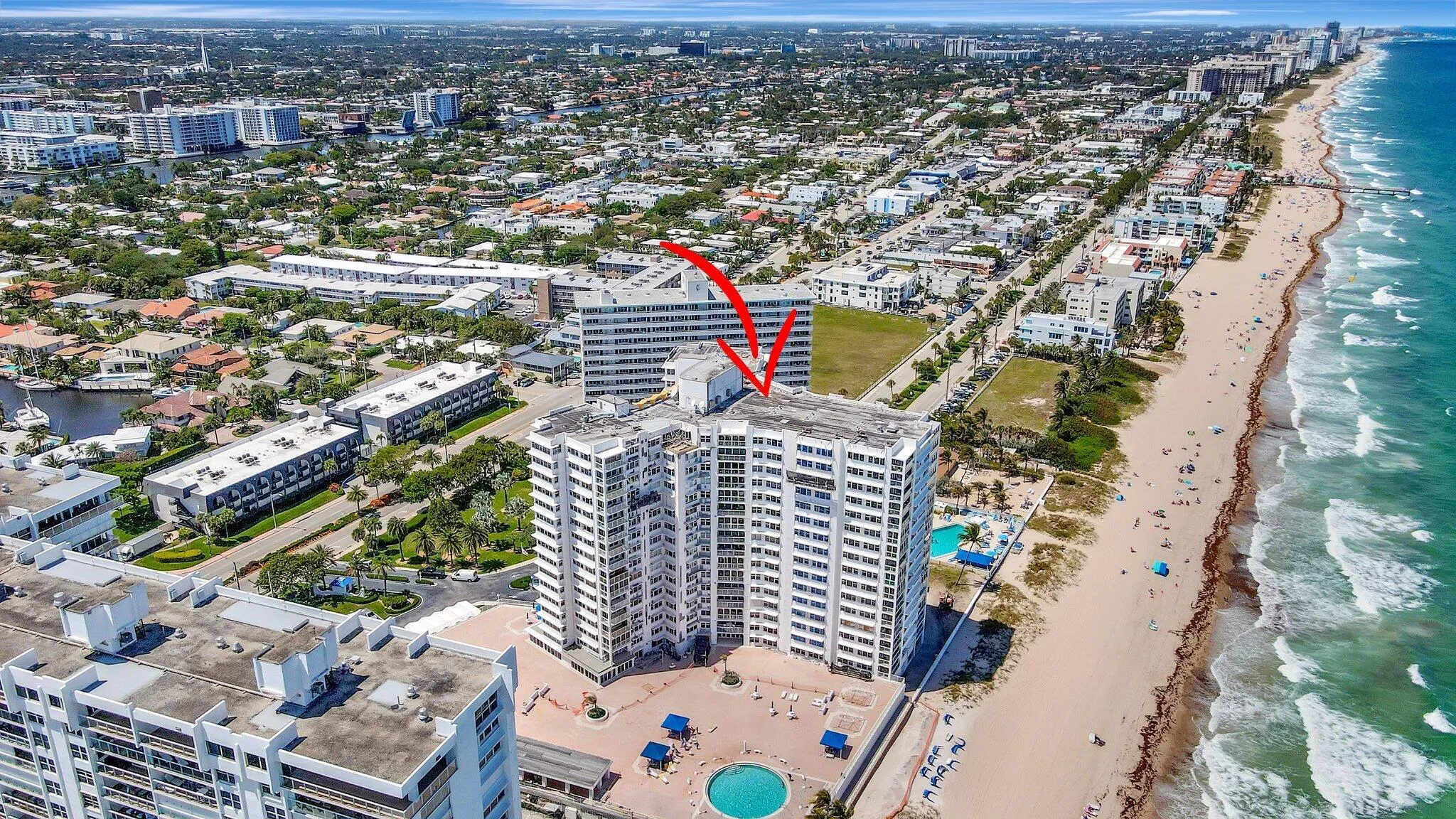 3900 N Ocean Drive, #1c