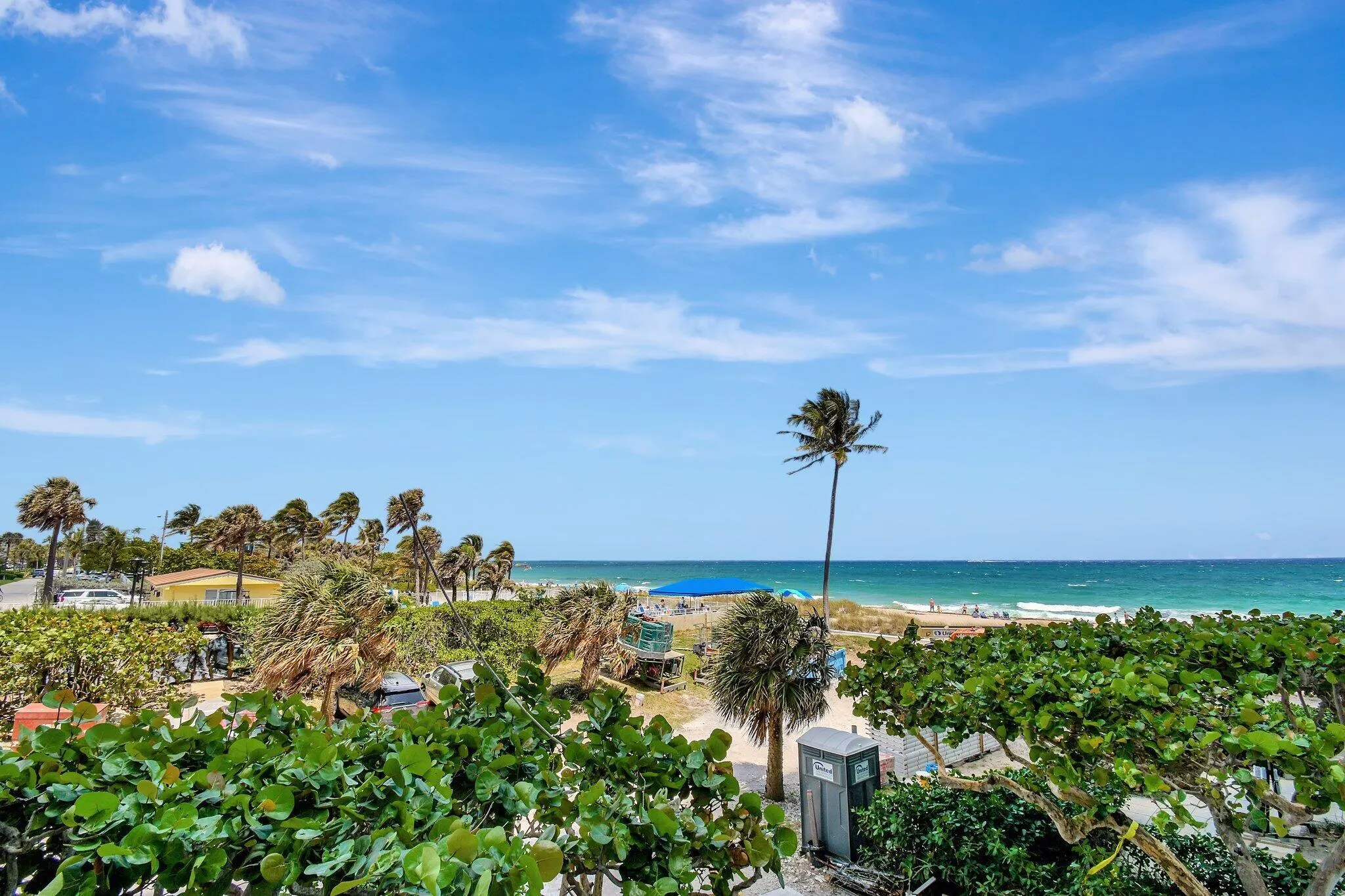 3900 N Ocean Drive, #1c
