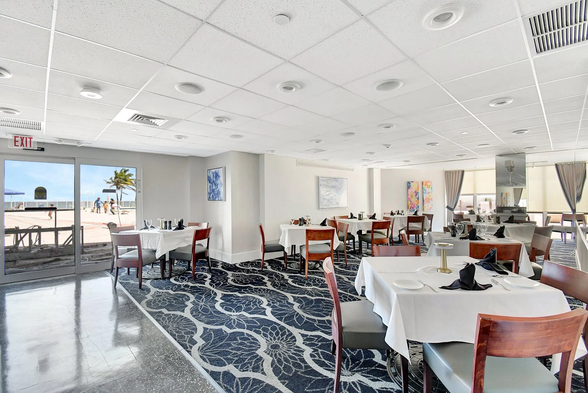 3900 N Ocean Drive, #1c