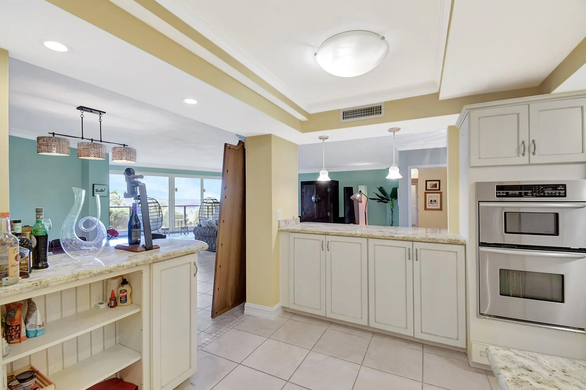 3900 N Ocean Drive, #1c