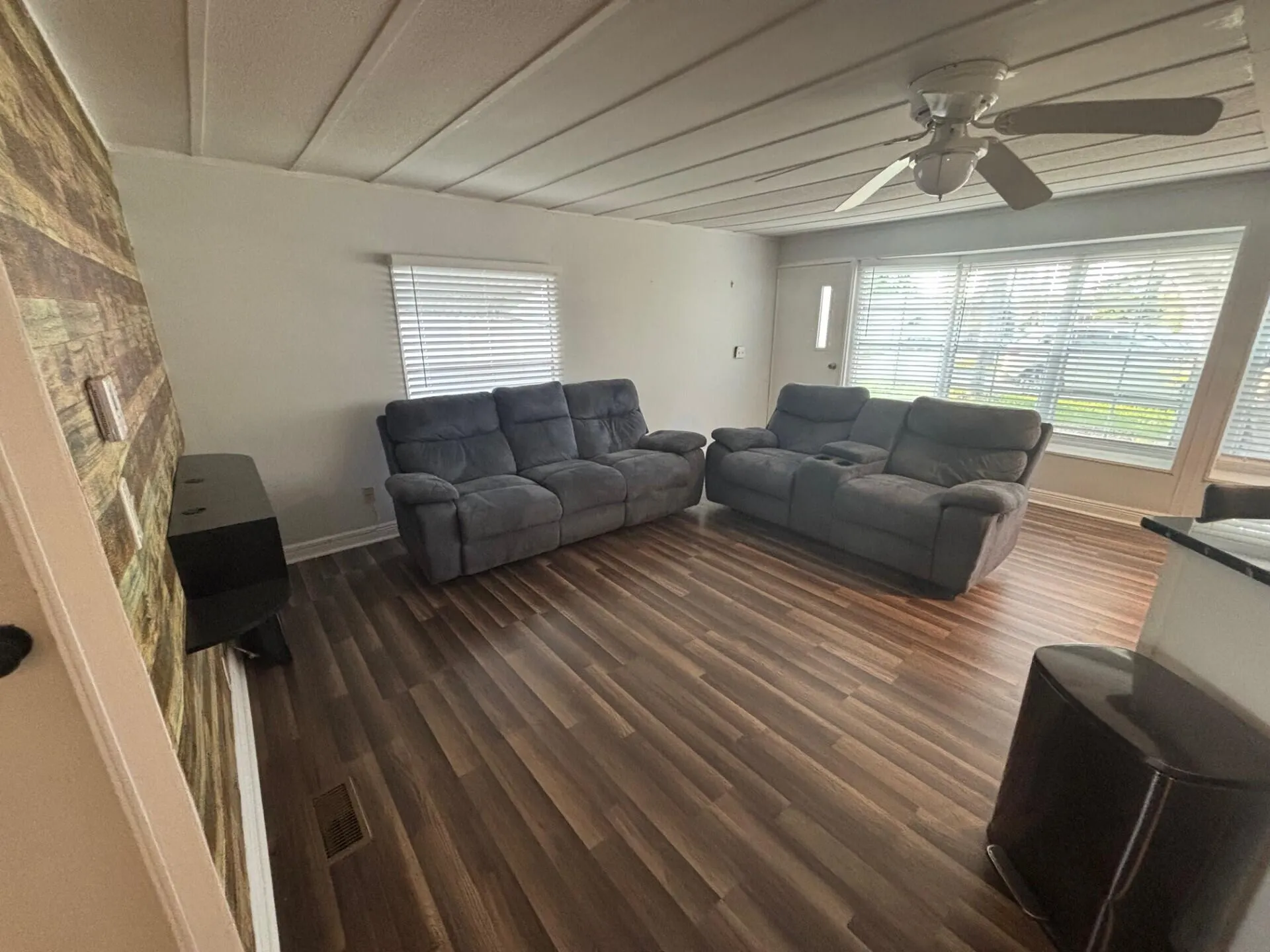 3338 NW 67th Avenue