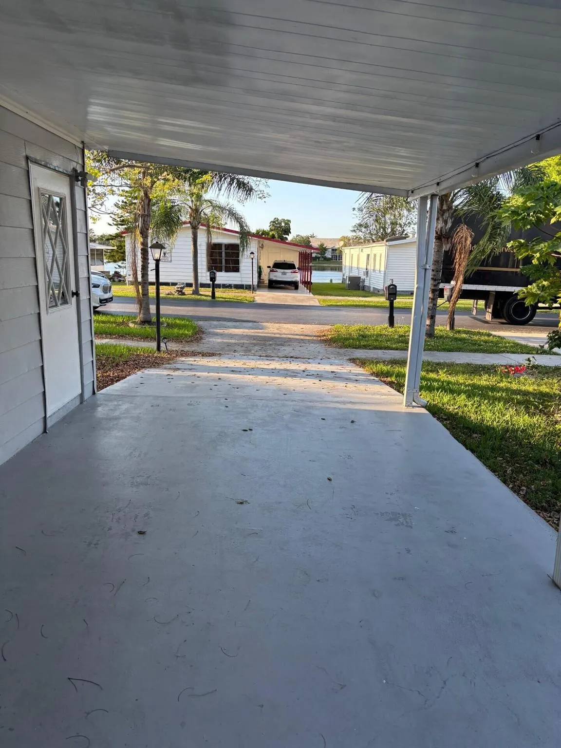 3338 NW 67th Avenue