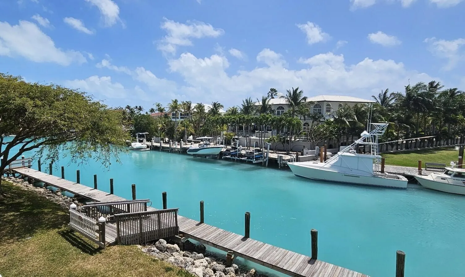 7041 Harbor Village Drive