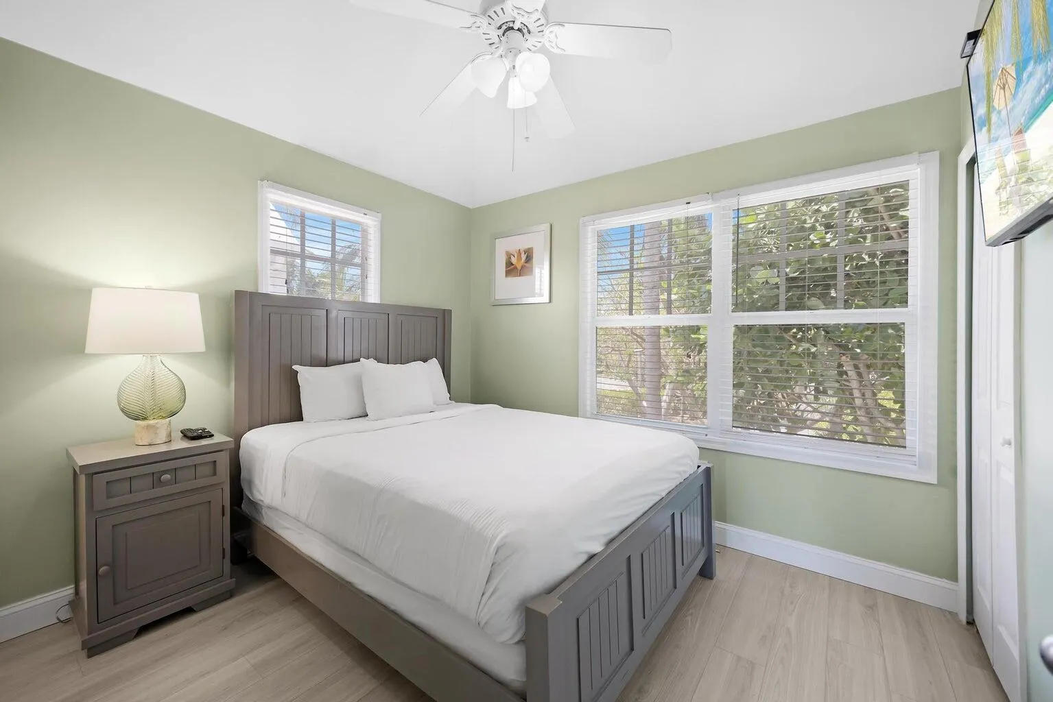 7041 Harbor Village Drive