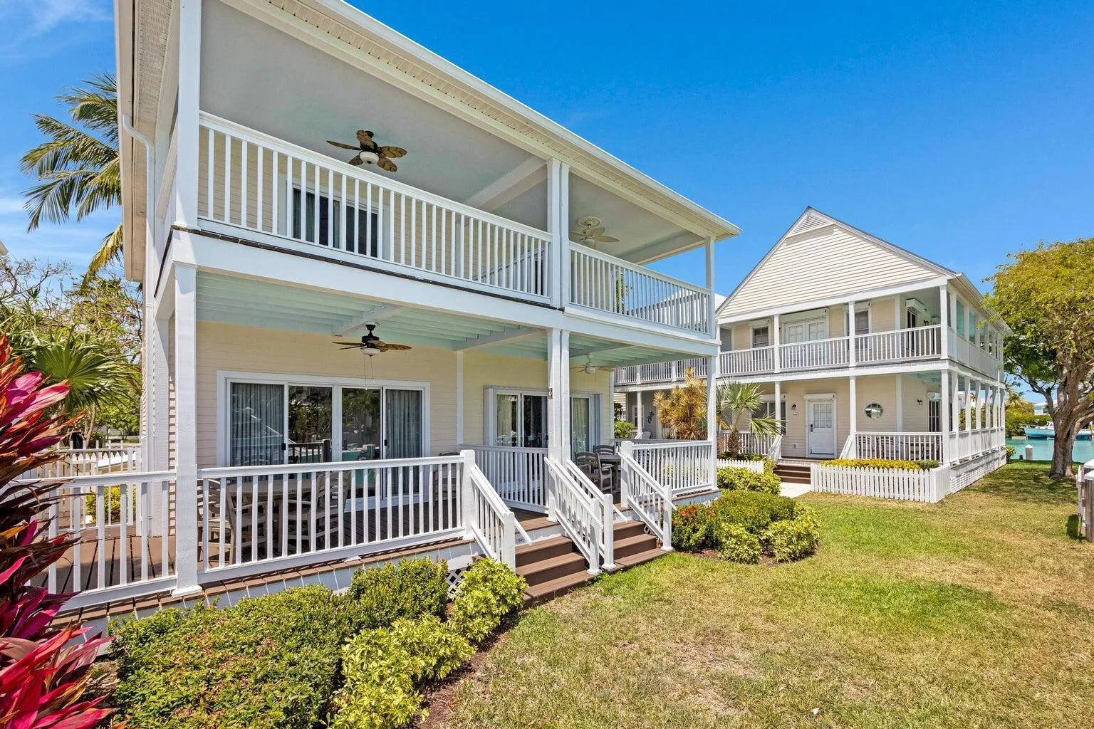 7041 Harbor Village Drive