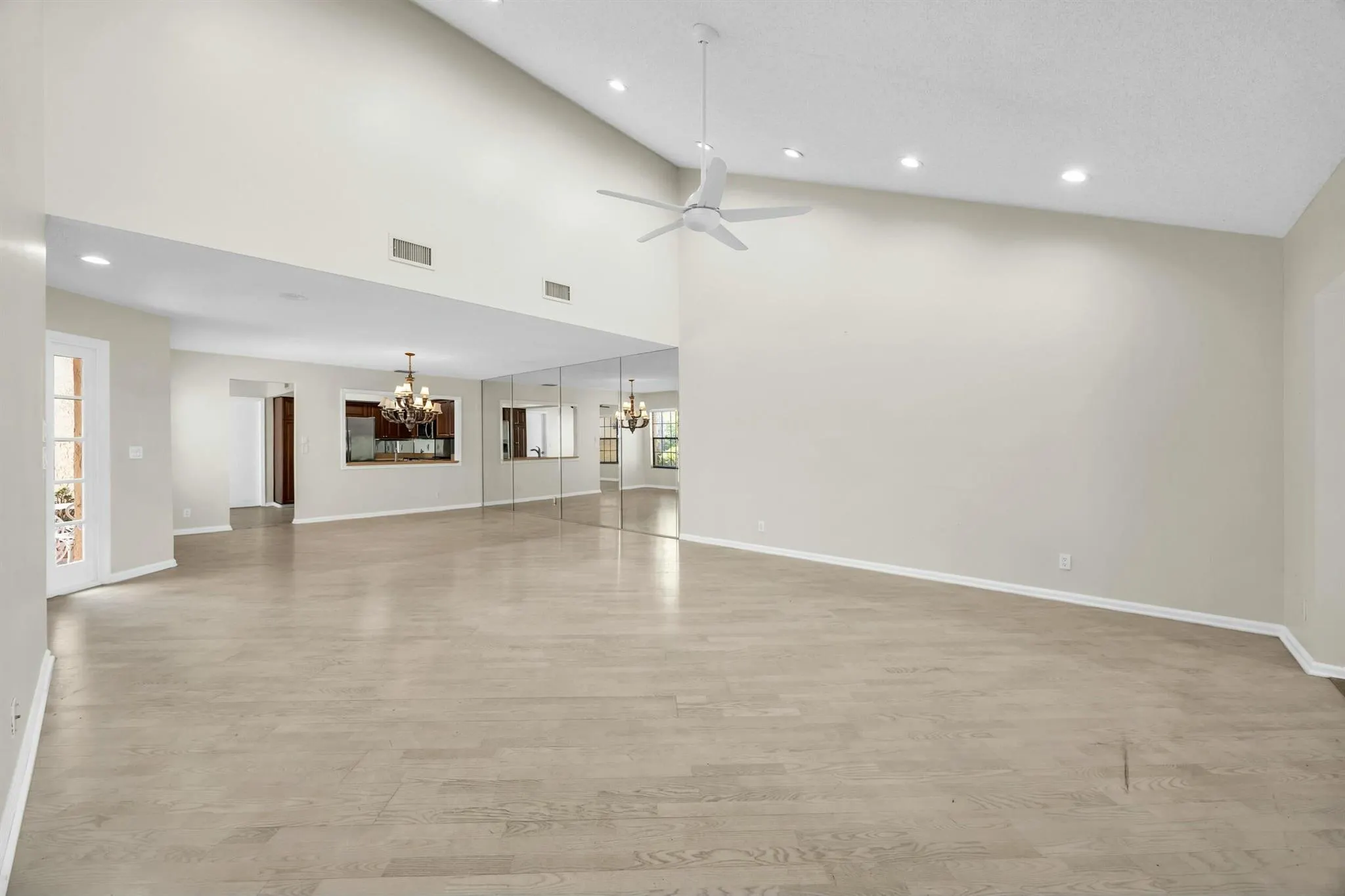 11206 Applegate Circle