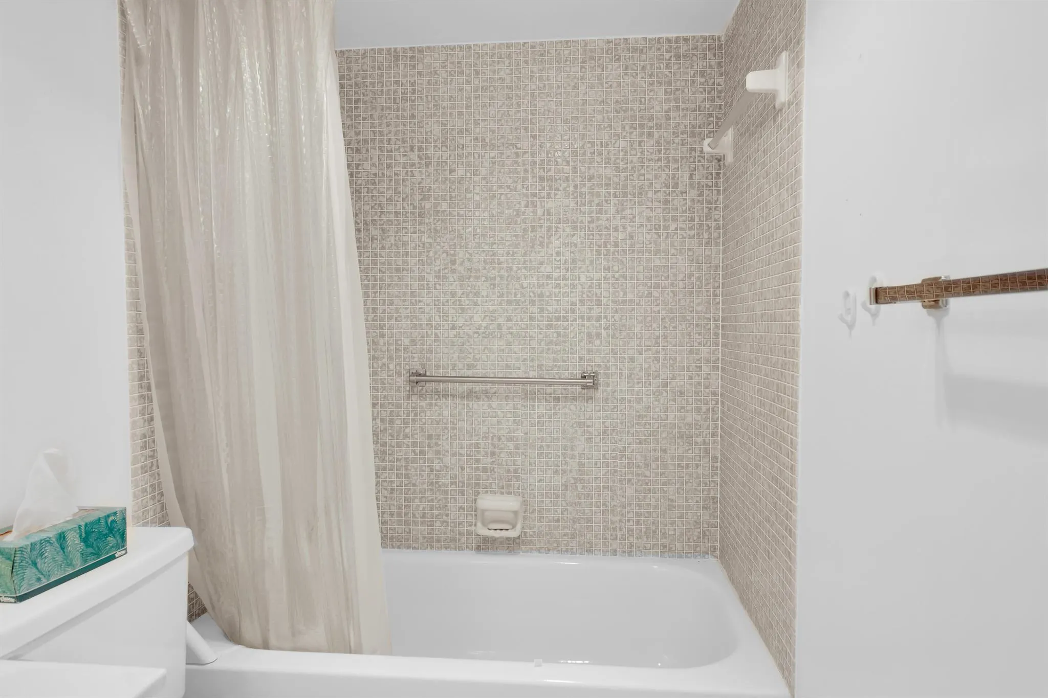 250 Richmond F, #250