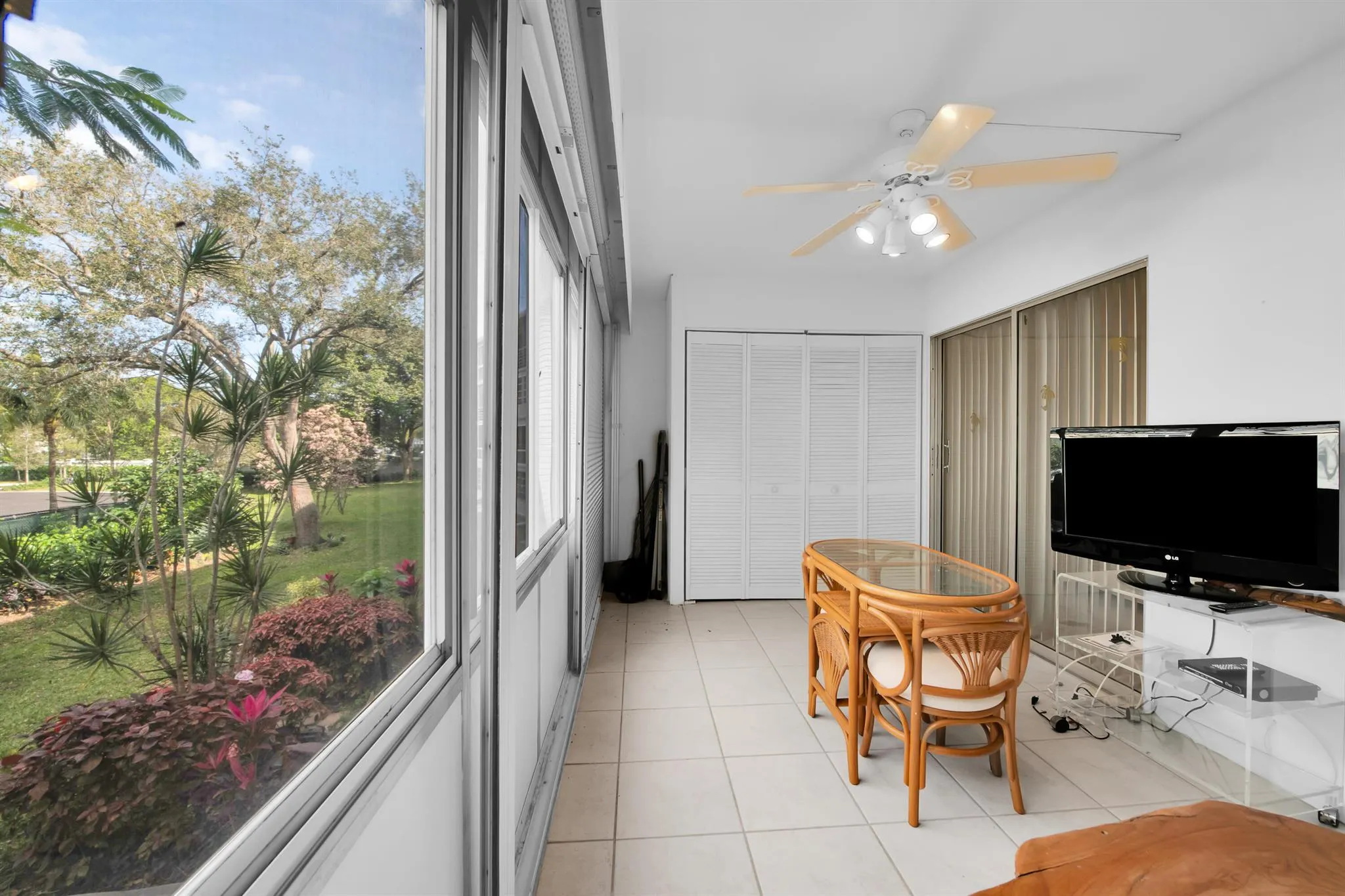 250 Richmond F, #250