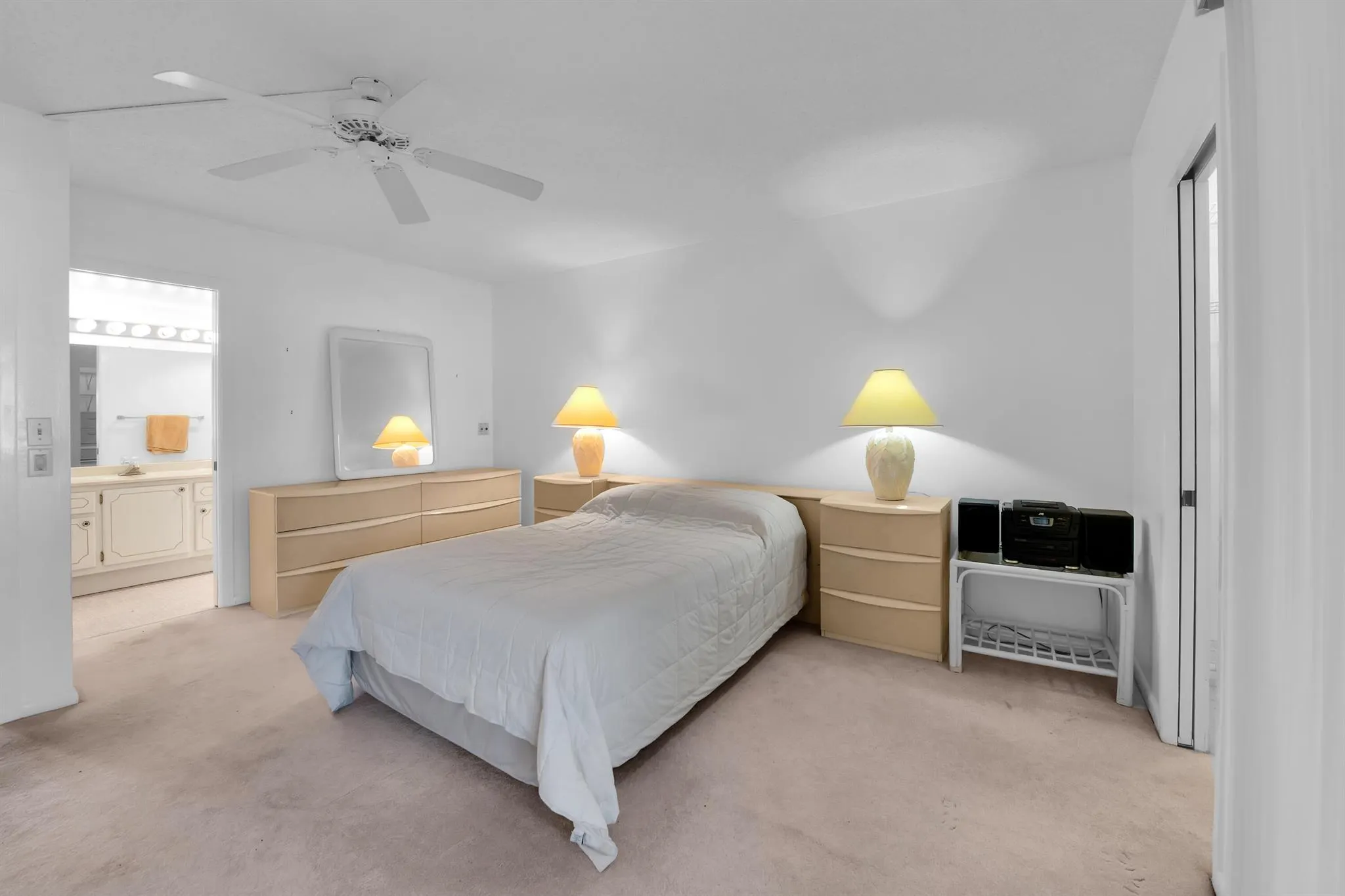 250 Richmond F, #250