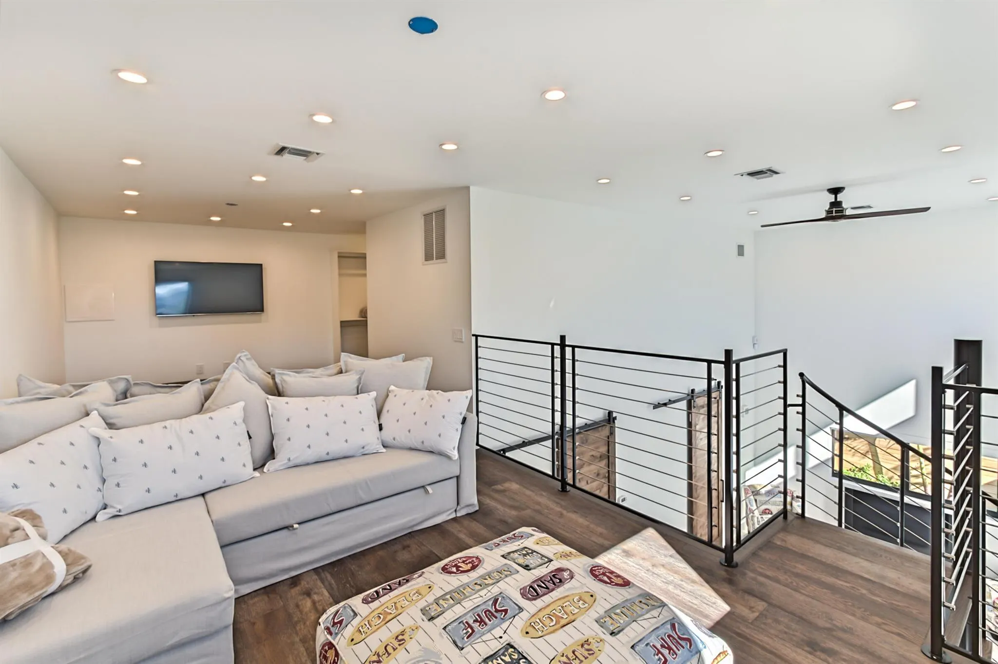 1955 NE 4th Street, #Unit # 1