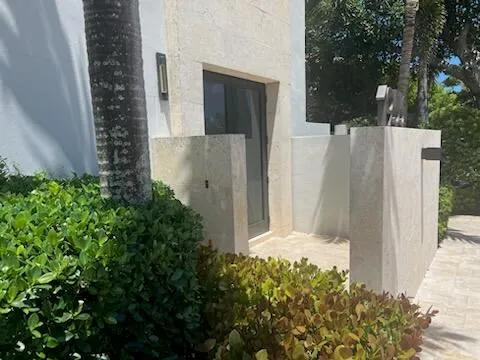 1955 NE 4th Street, #Unit # 1