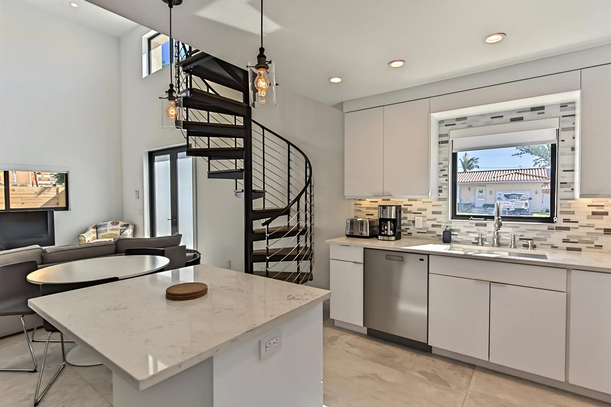 1955 NE 4th Street, #Unit # 1