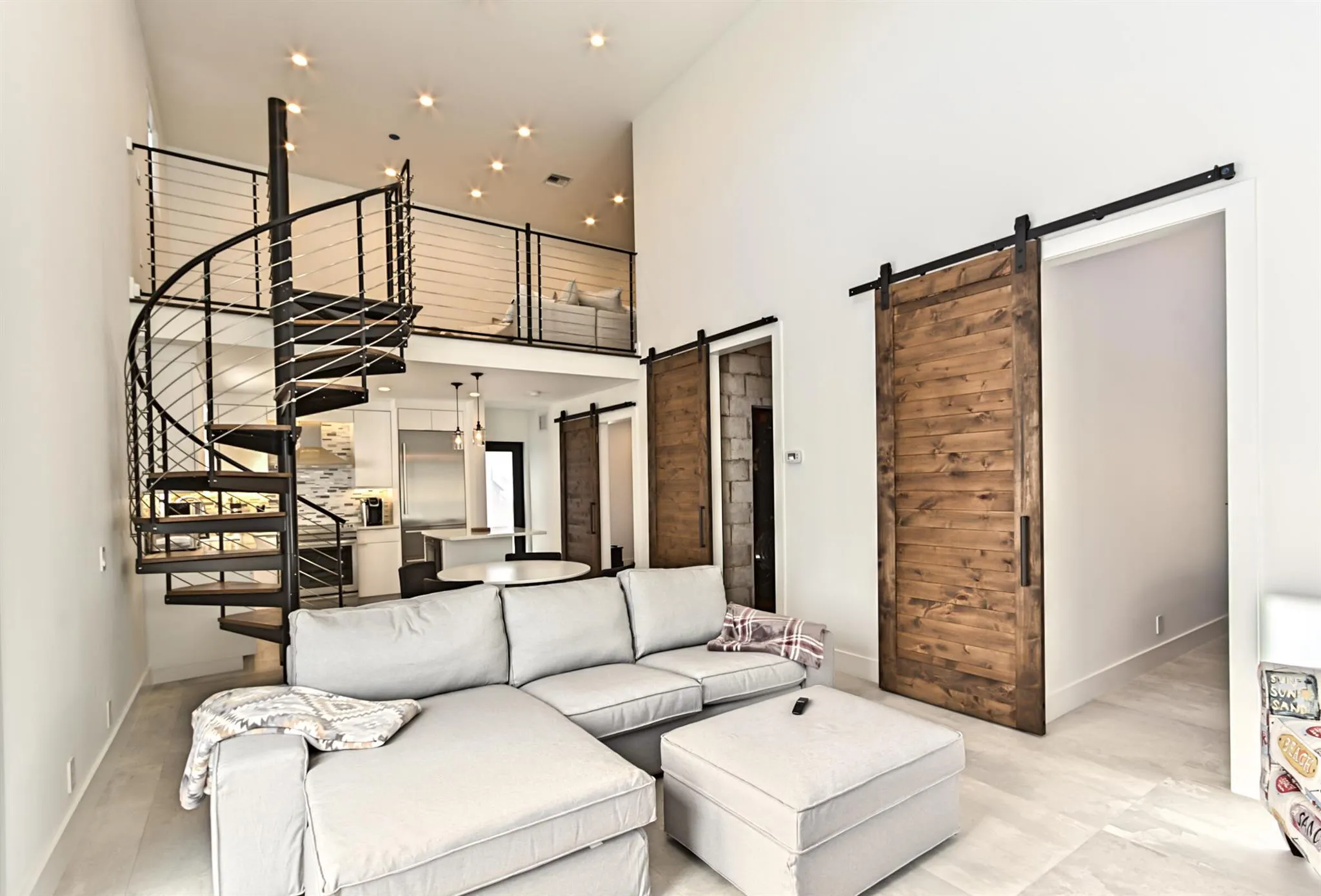 1955 NE 4th Street, #Unit # 1