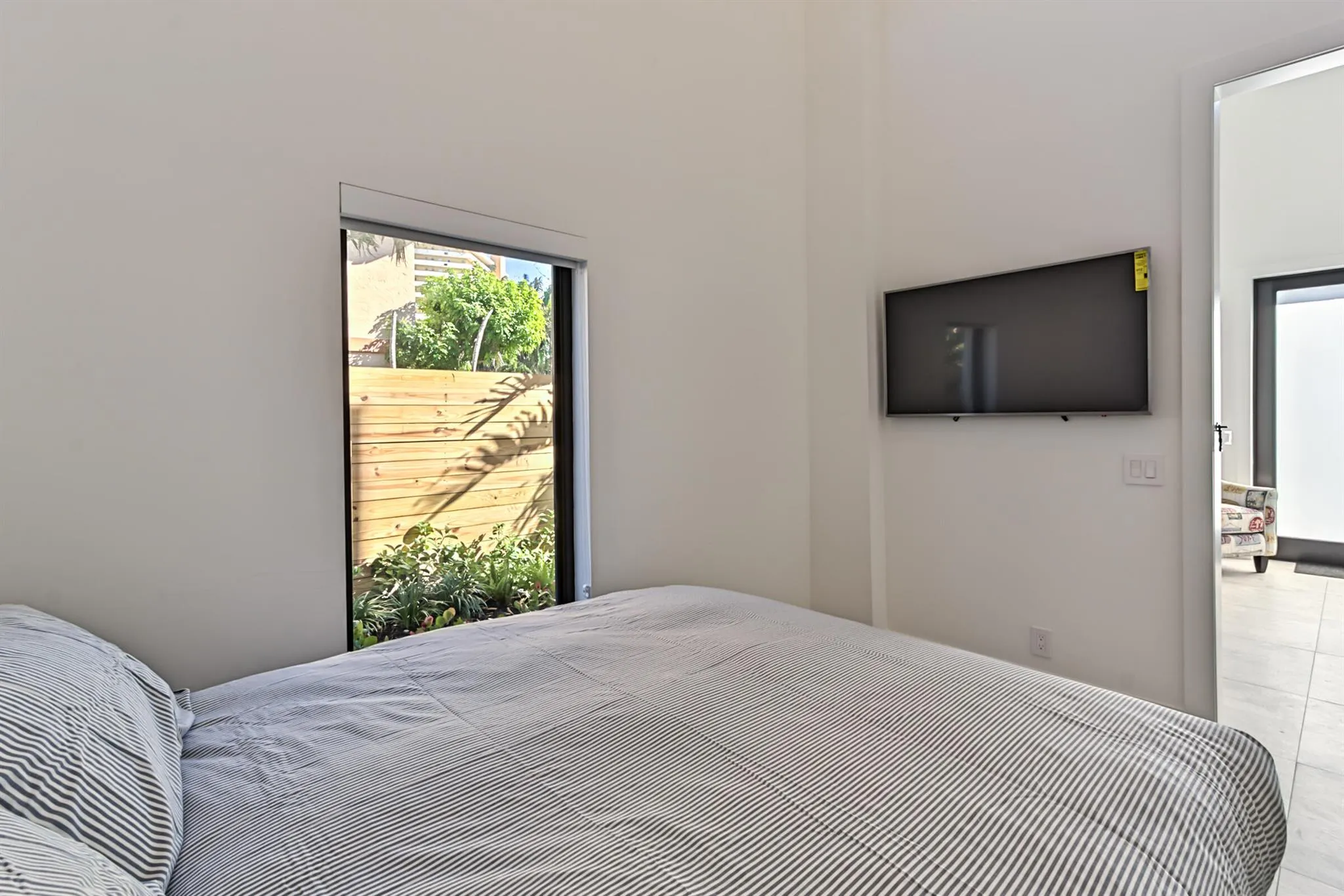 1955 NE 4th Street, #Unit # 1