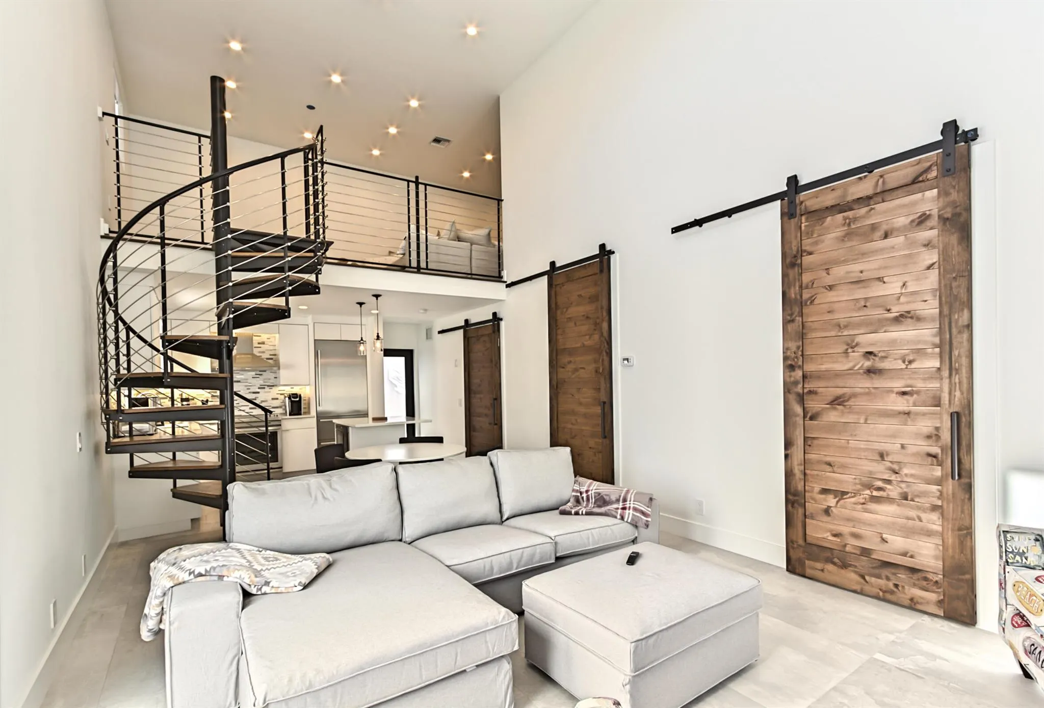 1955 NE 4th Street, #Unit # 1