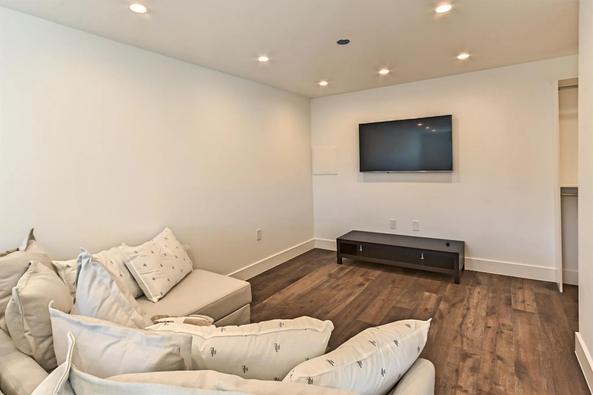 1955 NE 4th Street, #Unit # 1
