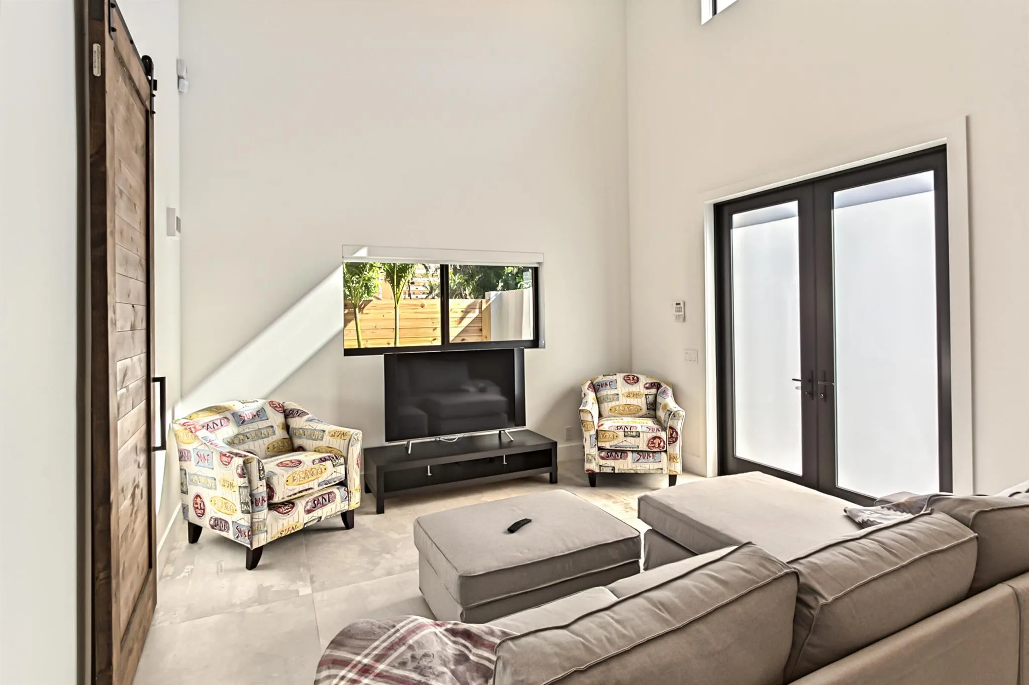 1955 NE 4th Street, #Unit # 1