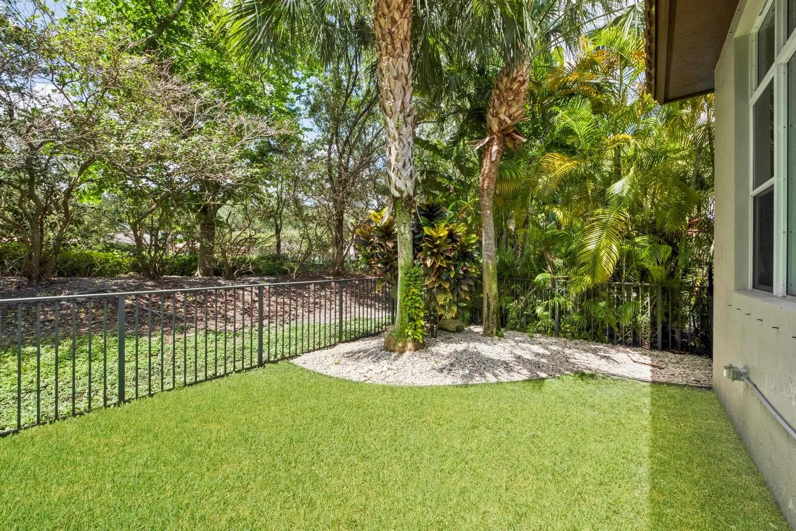 12520 NW 79th Manor