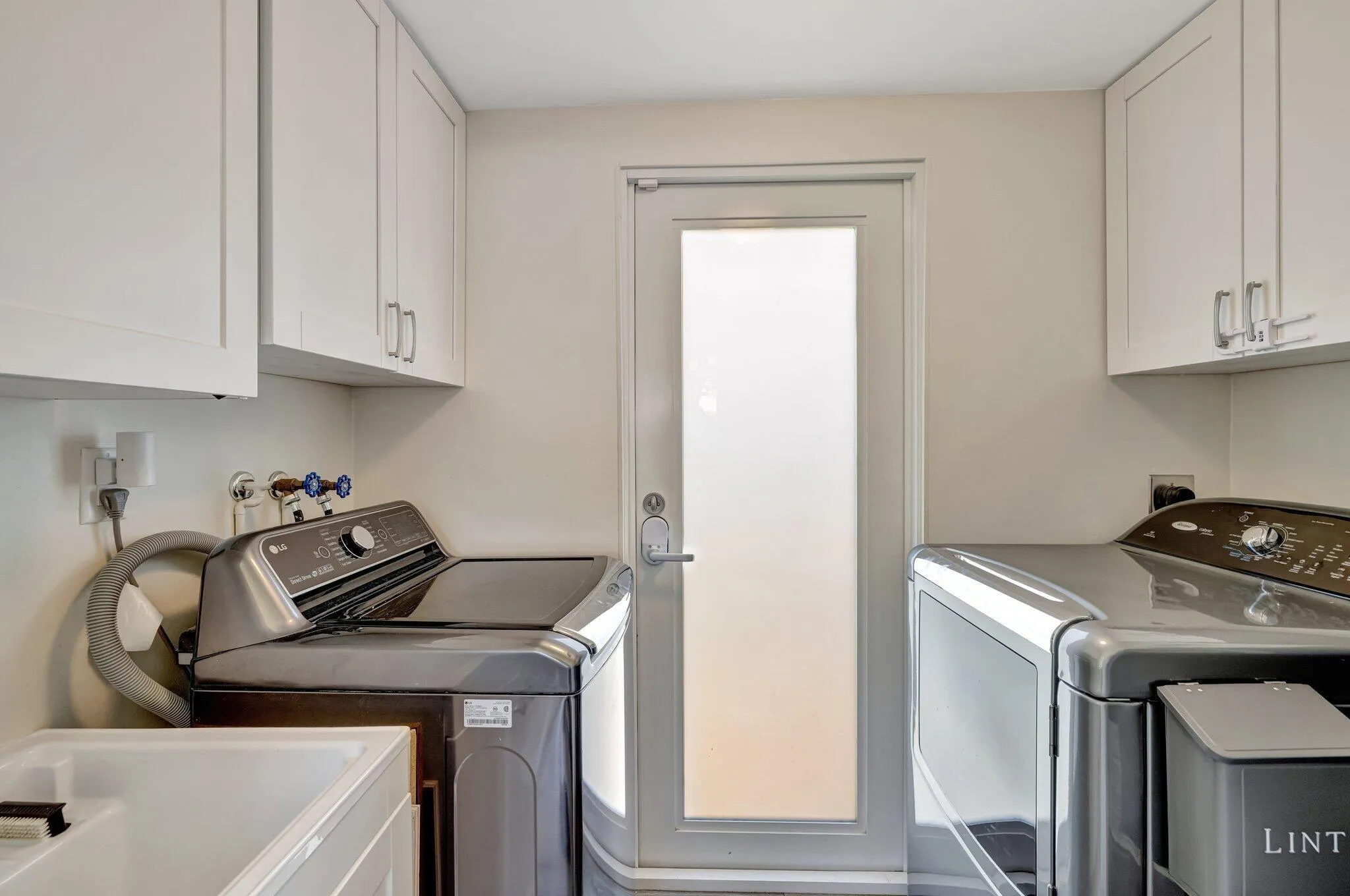 14 NE 26 Court