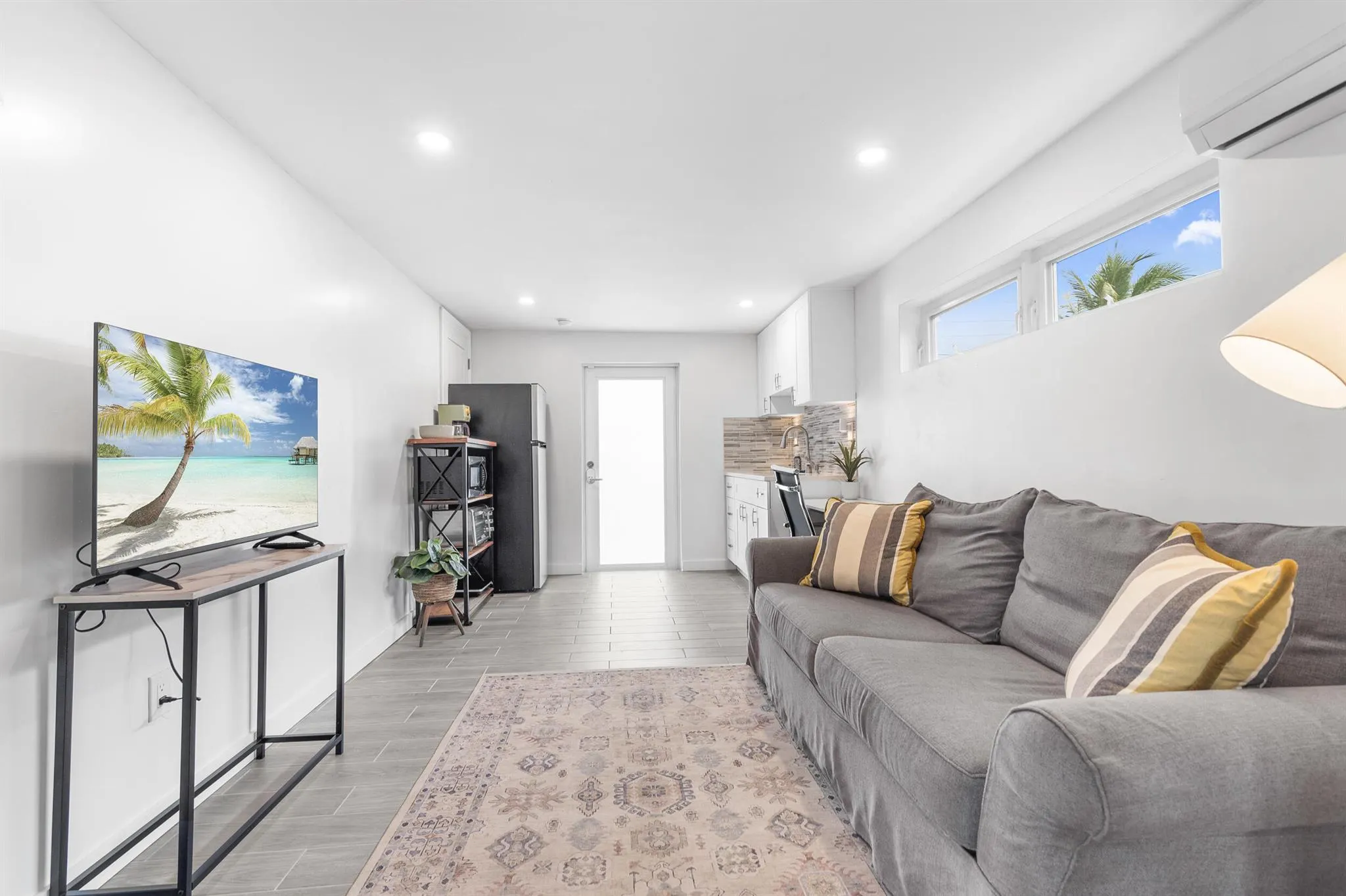14 NE 26 Court