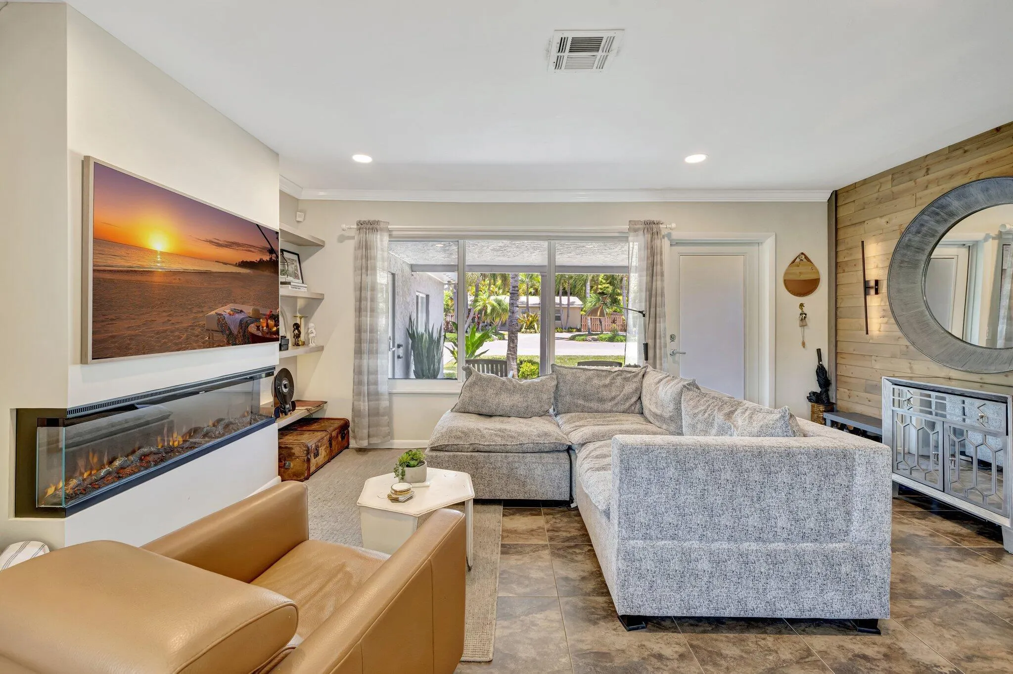 14 NE 26 Court
