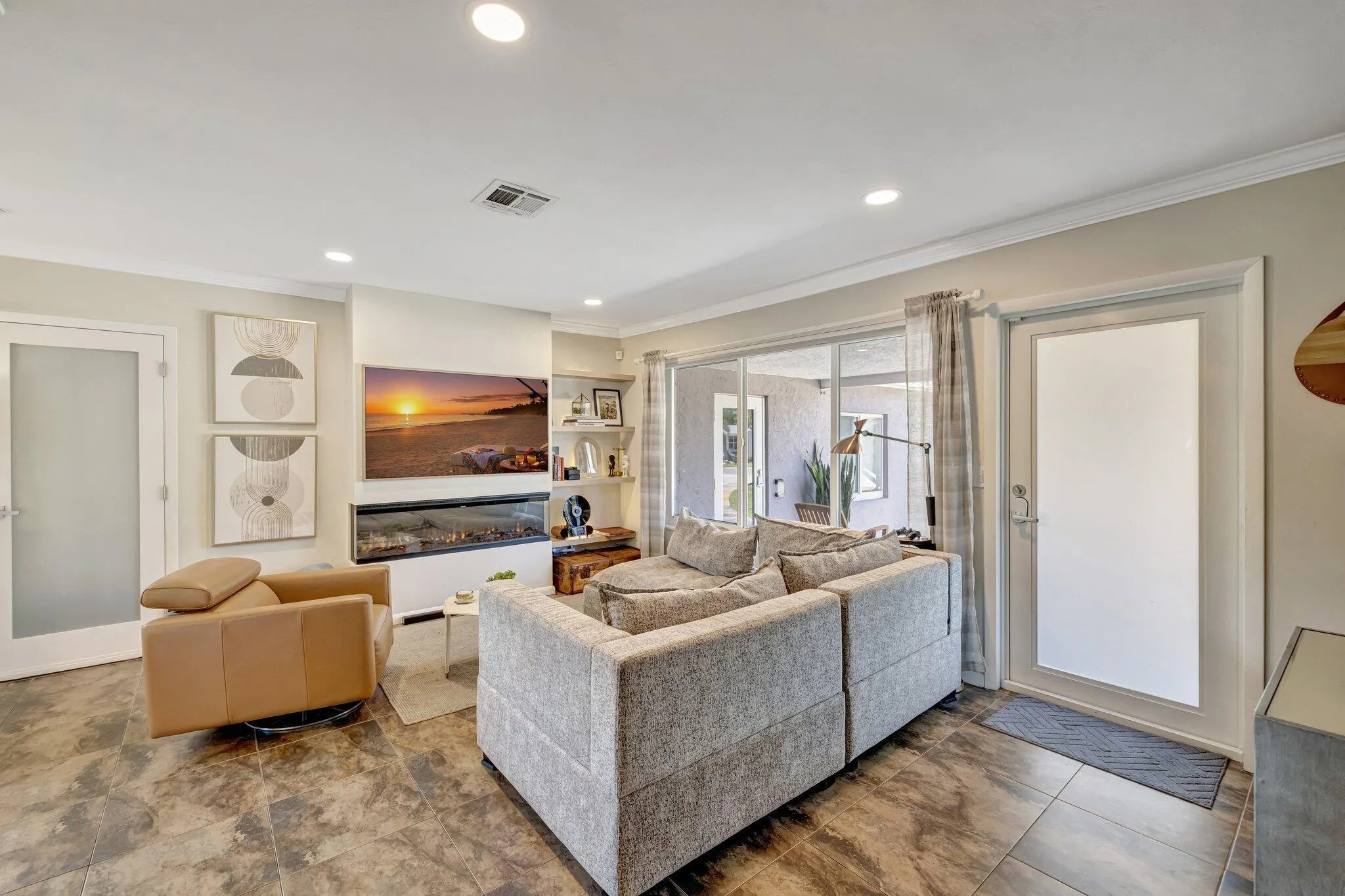 14 NE 26 Court