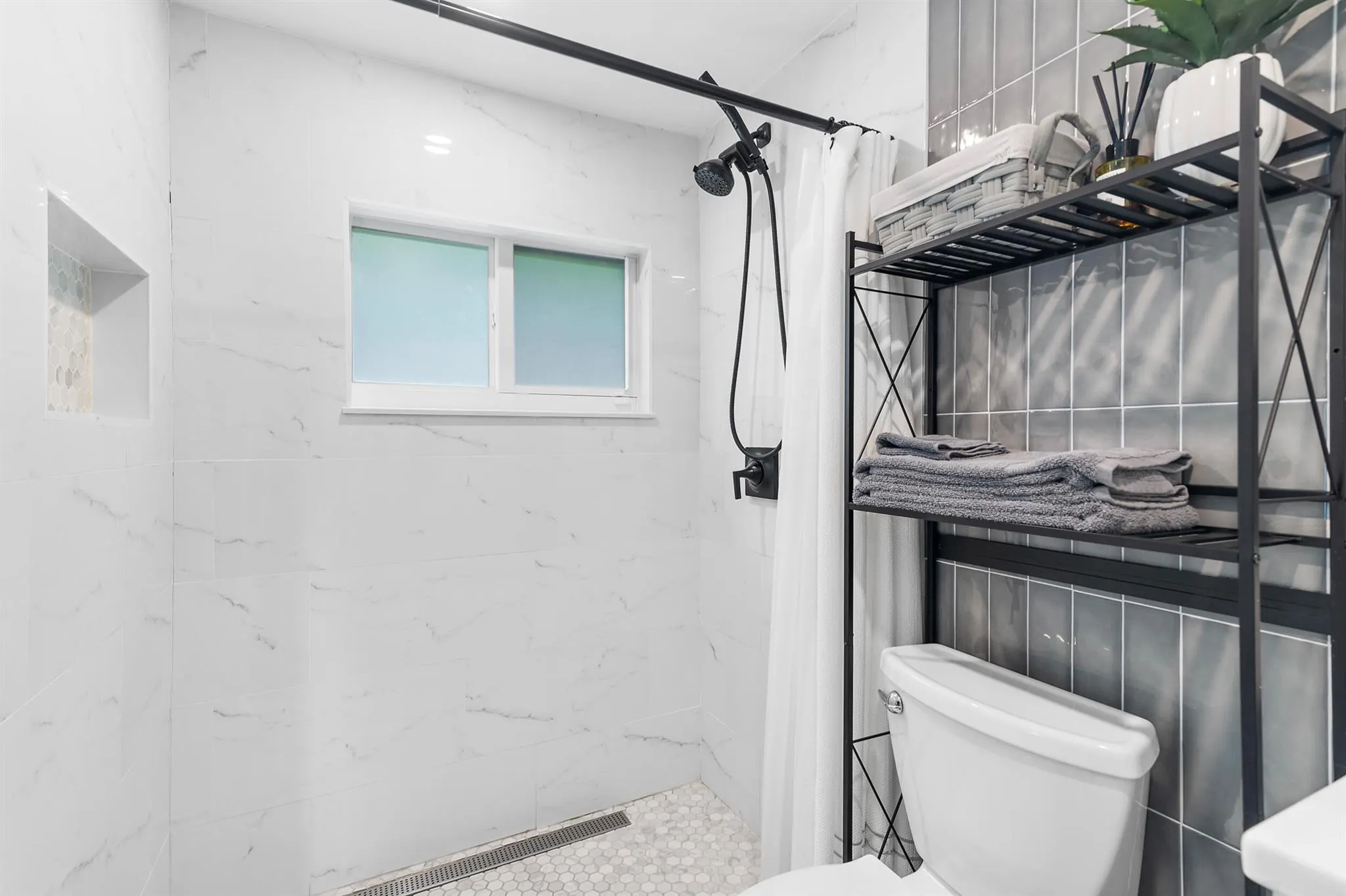 14 NE 26 Court