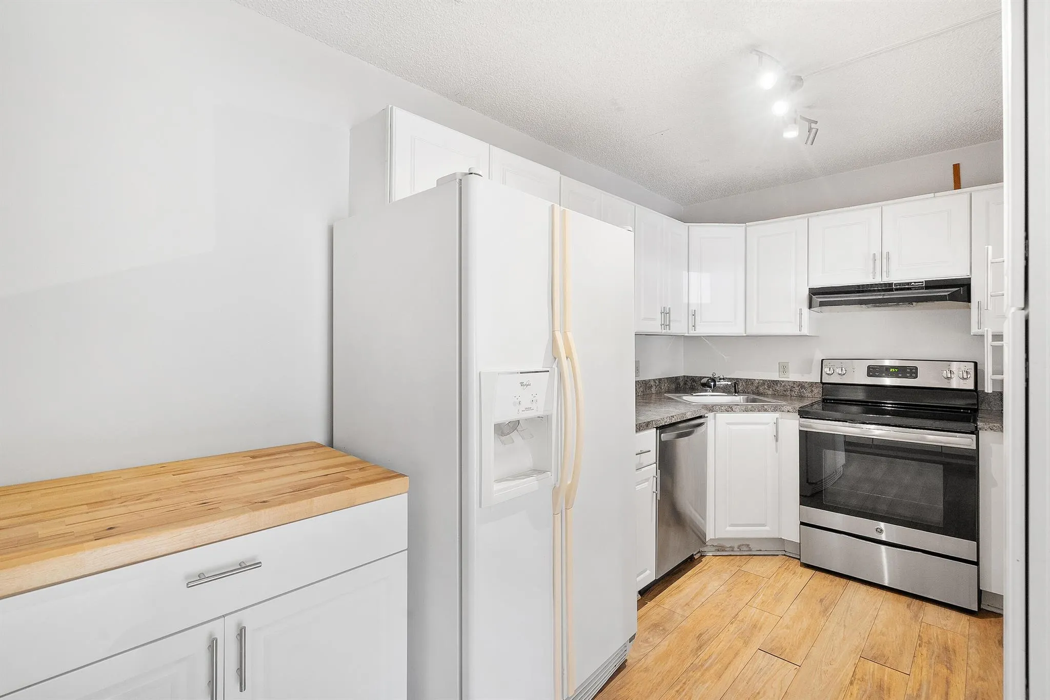 1605 SW Silver Pine Way, #C1