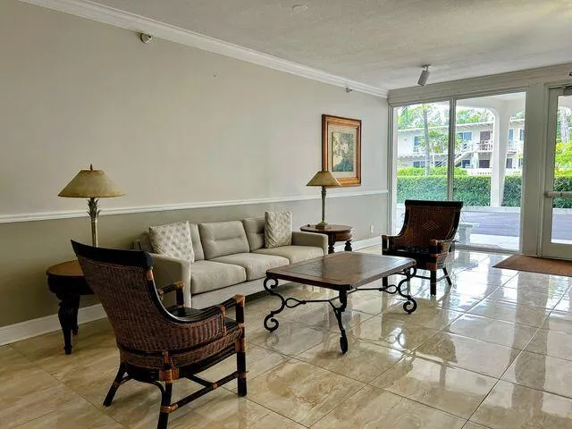 125 S Ocean Avenue, #207