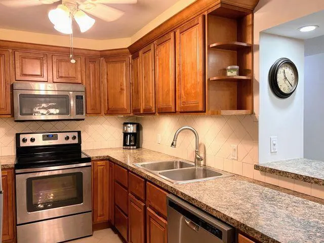 125 S Ocean Avenue, #207