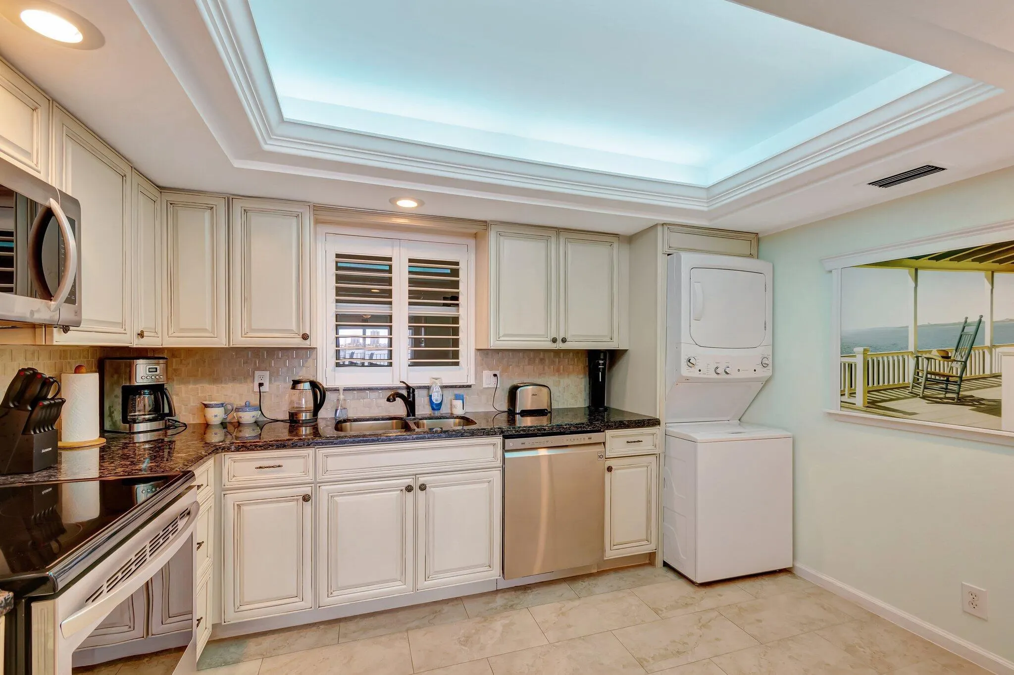 801 Lake Shore Drive, #405