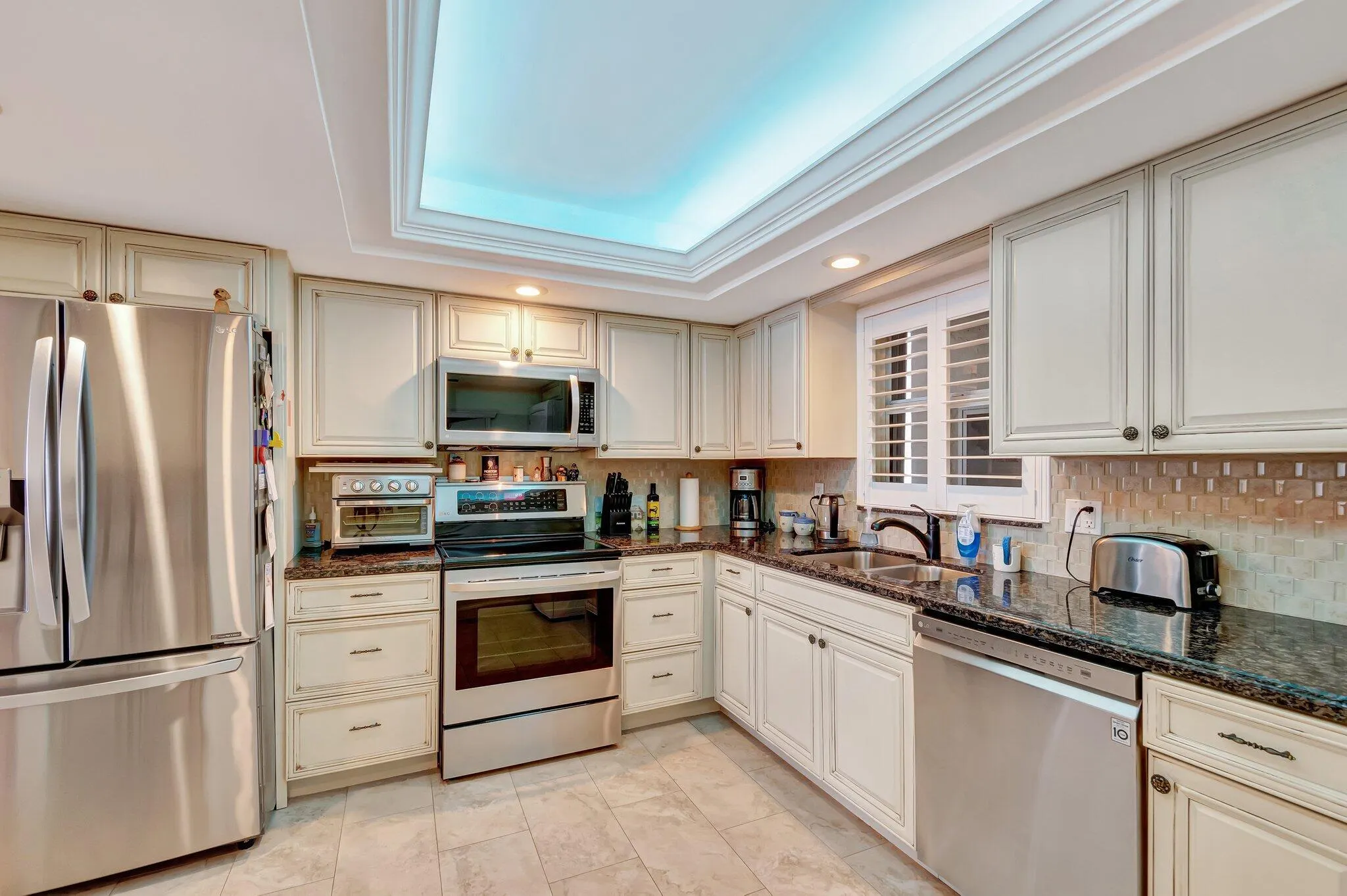 801 Lake Shore Drive, #405