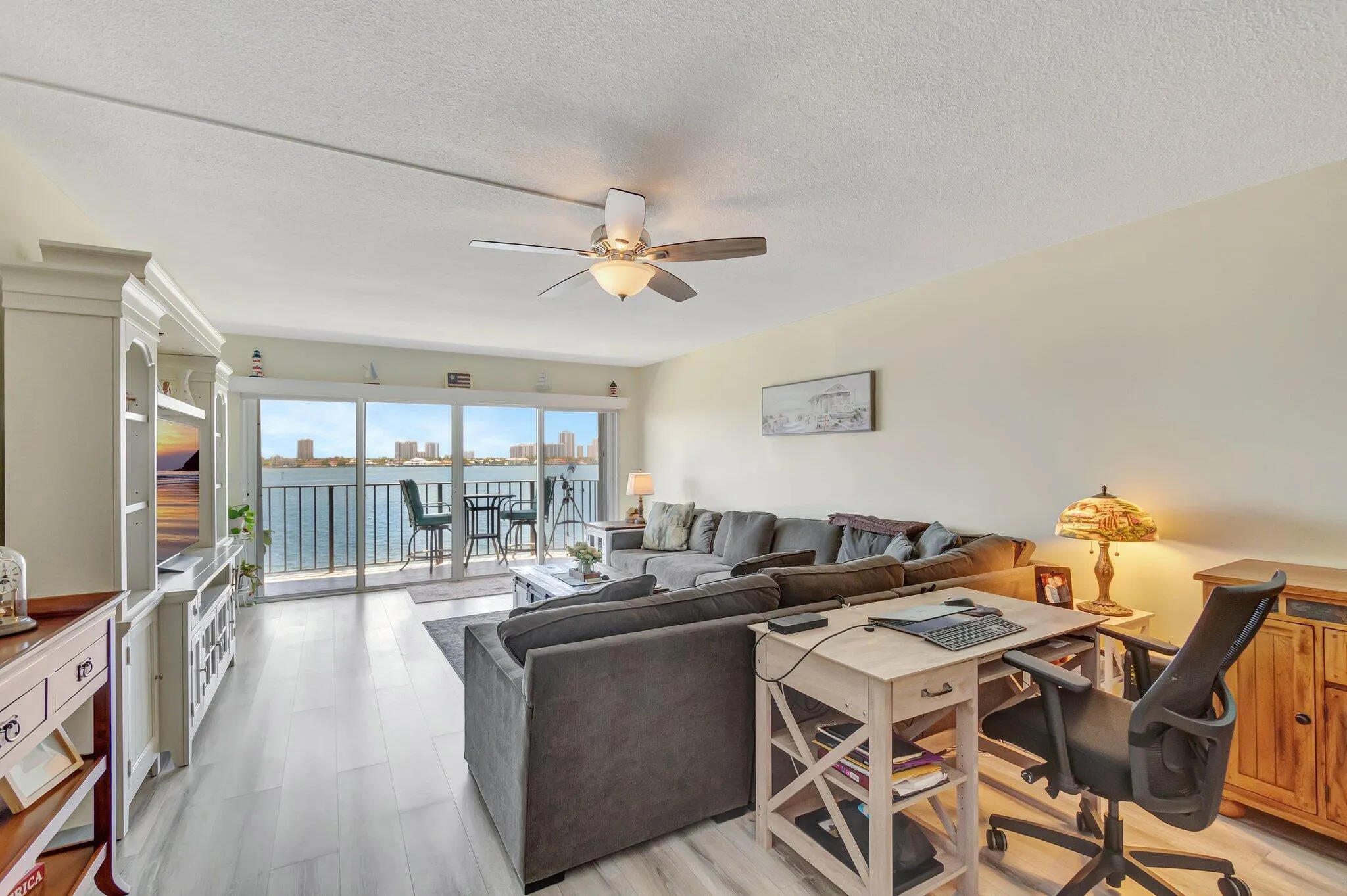 801 Lake Shore Drive, #405