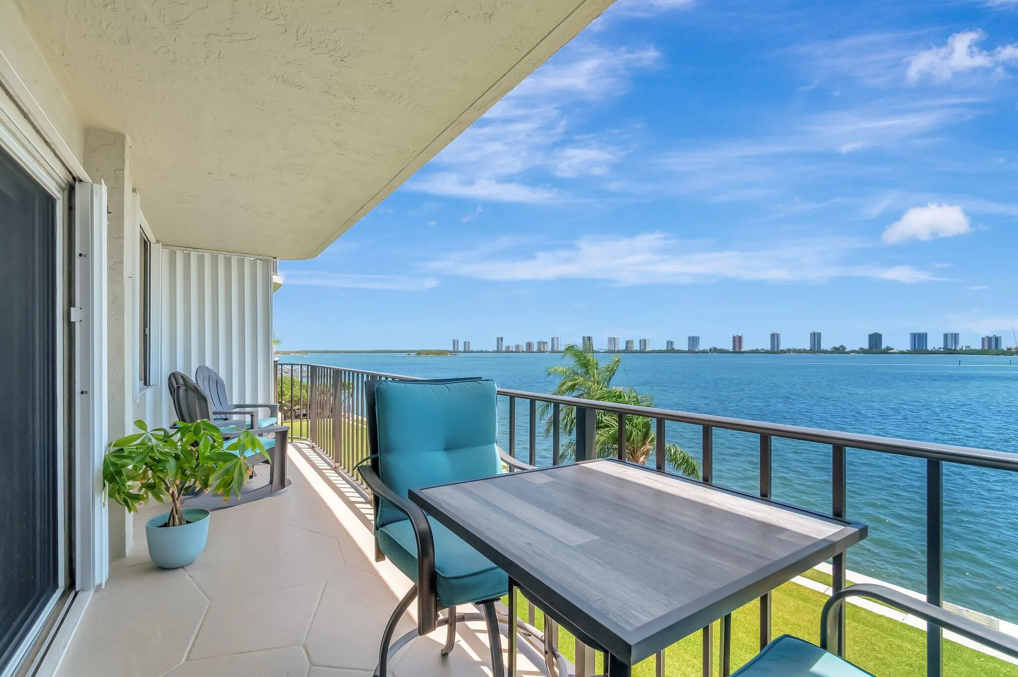 801 Lake Shore Drive, #405
