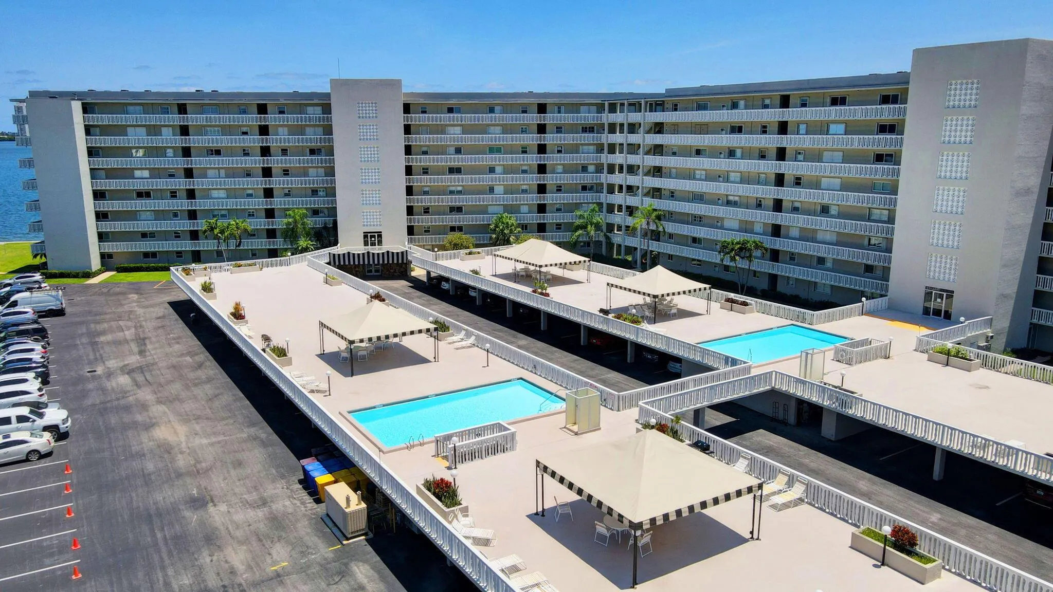 801 Lake Shore Drive, #405