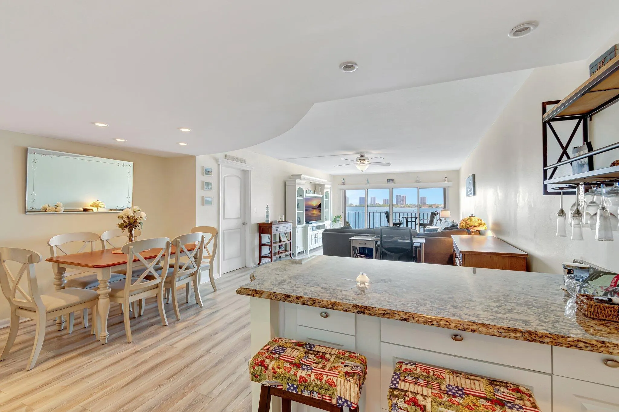 801 Lake Shore Drive, #405