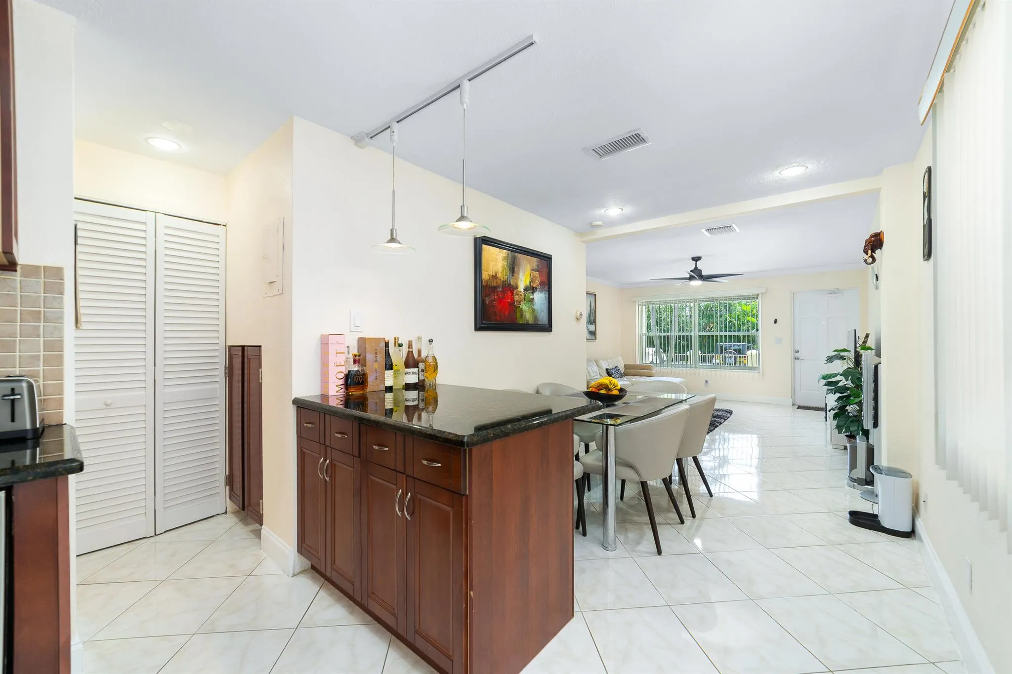4521 NE 21st Avenue, #1