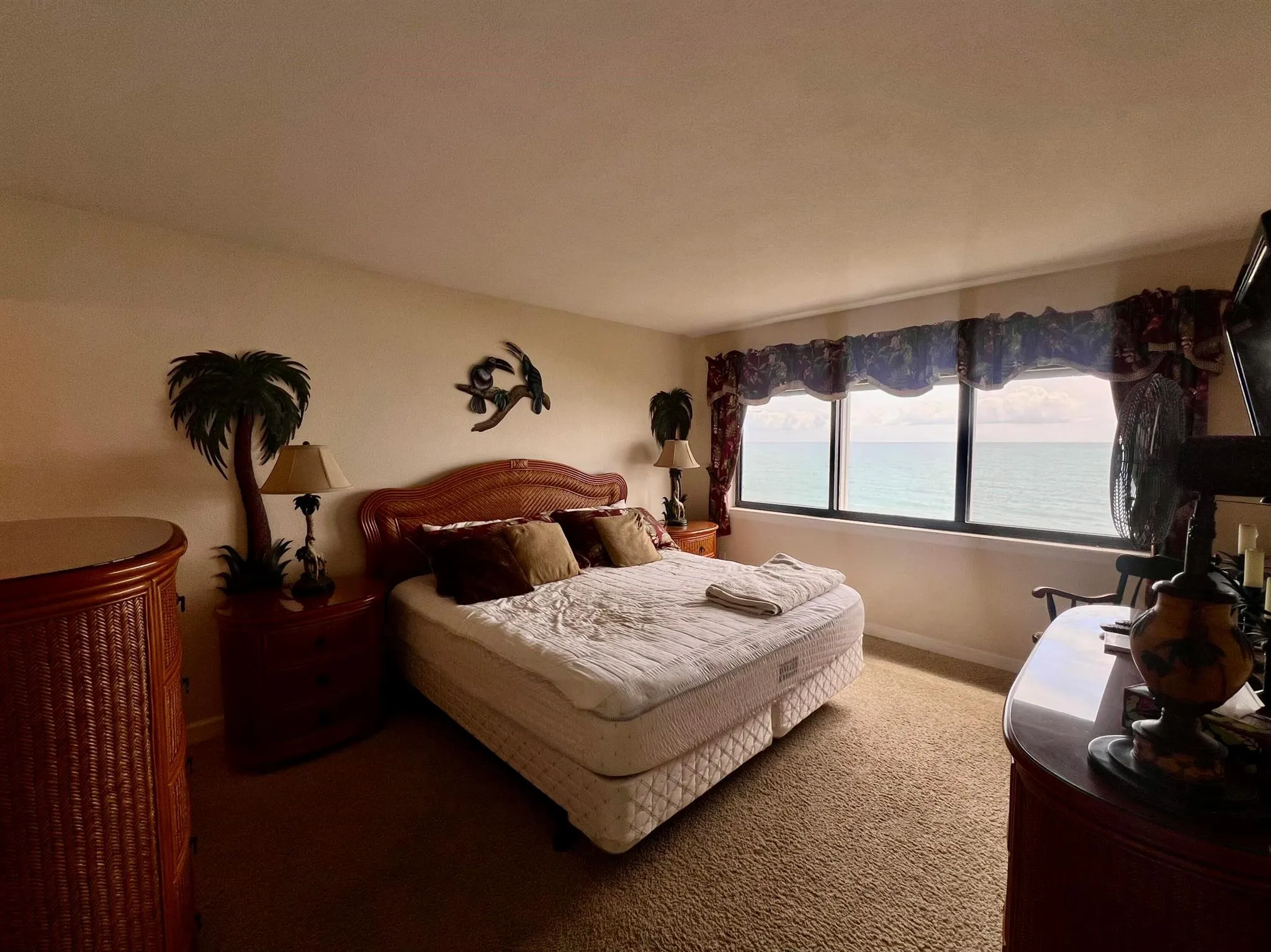 4200 N Highway A1a, #716