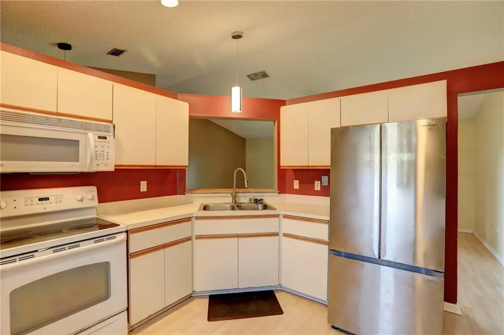 772 Breakwater Terrace